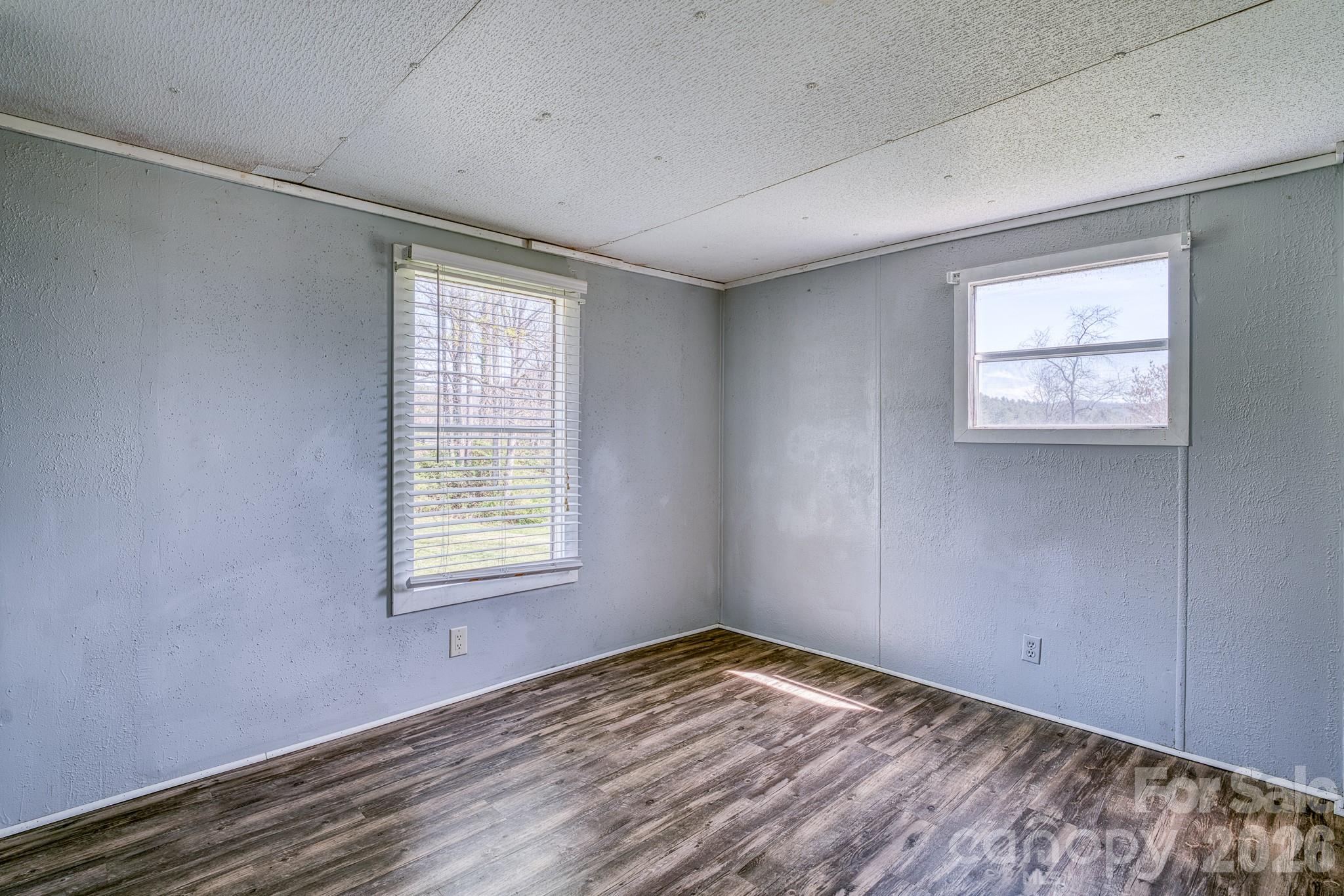 2456 Hendersonville Highway Property Photo 39