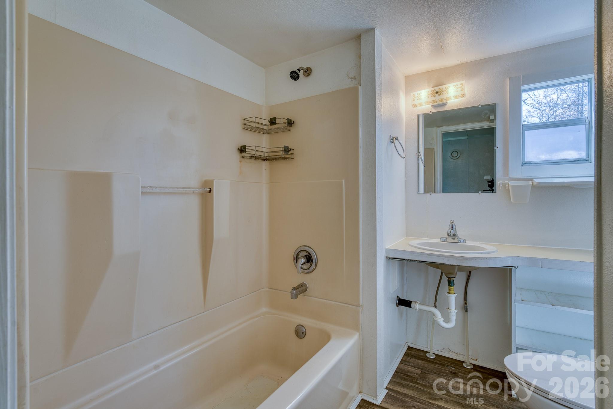 2456 Hendersonville Highway Property Photo 41