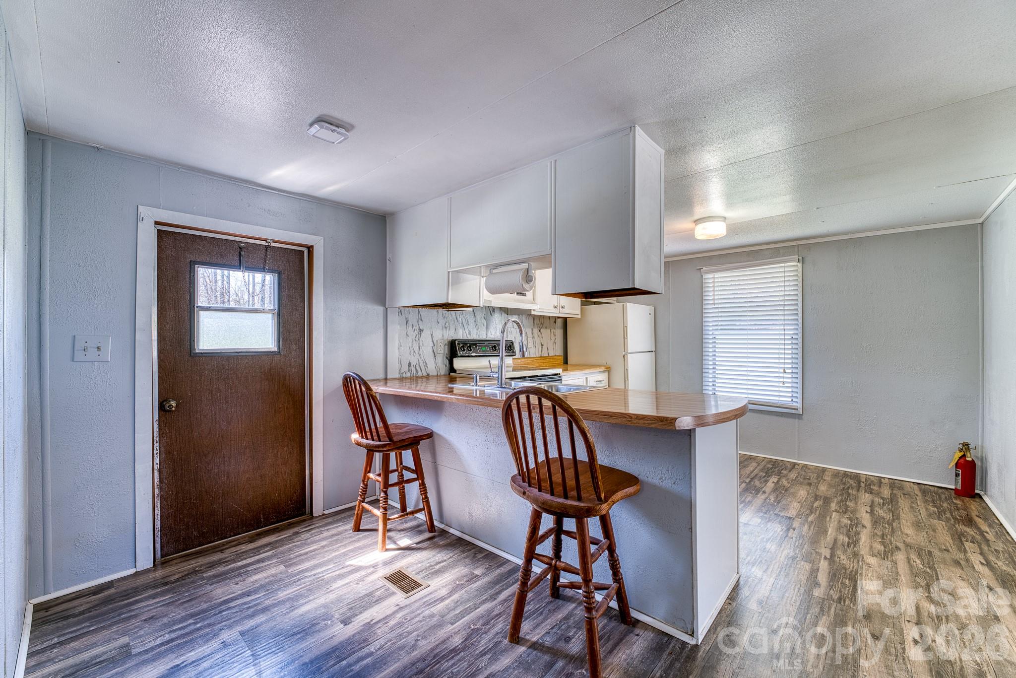 2456 Hendersonville Highway Property Photo 42