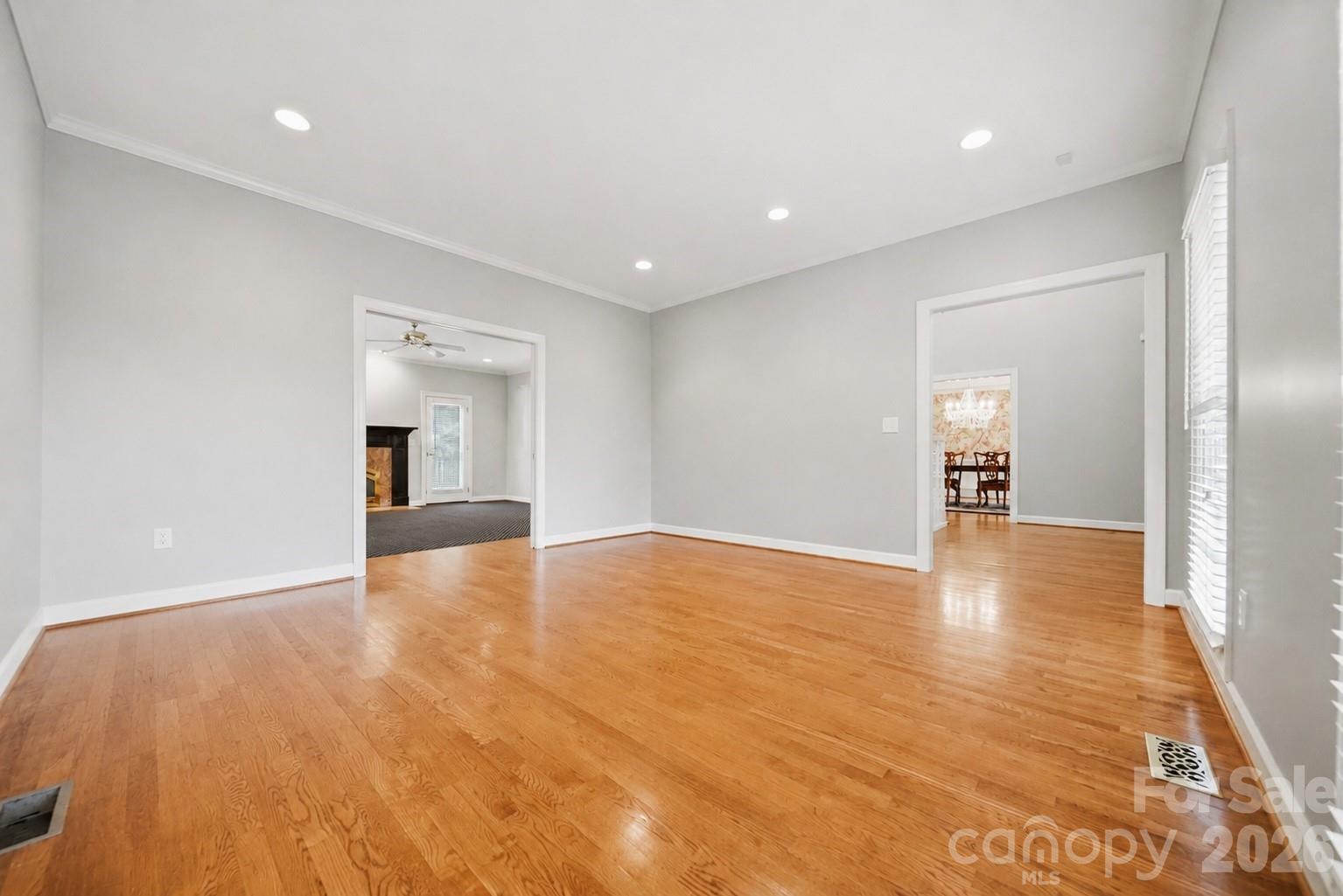 3704 8th Street Place Property Photo 6