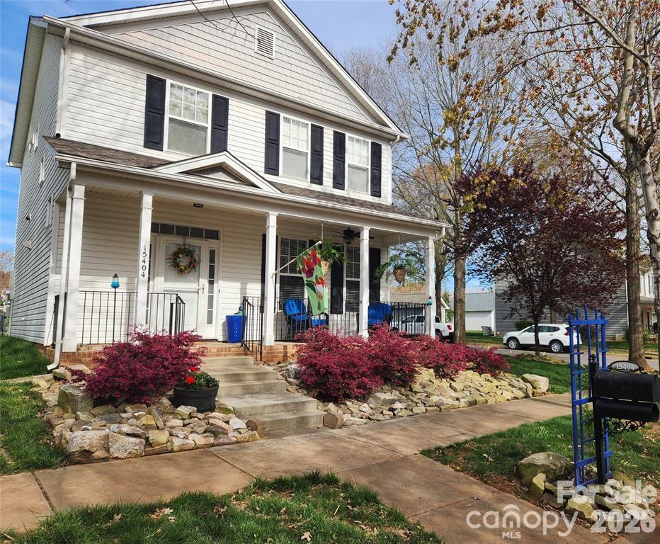 15404 Crossing Gate Drive Property Photo 2