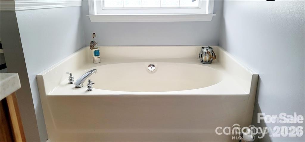 15404 Crossing Gate Drive Property Photo 20