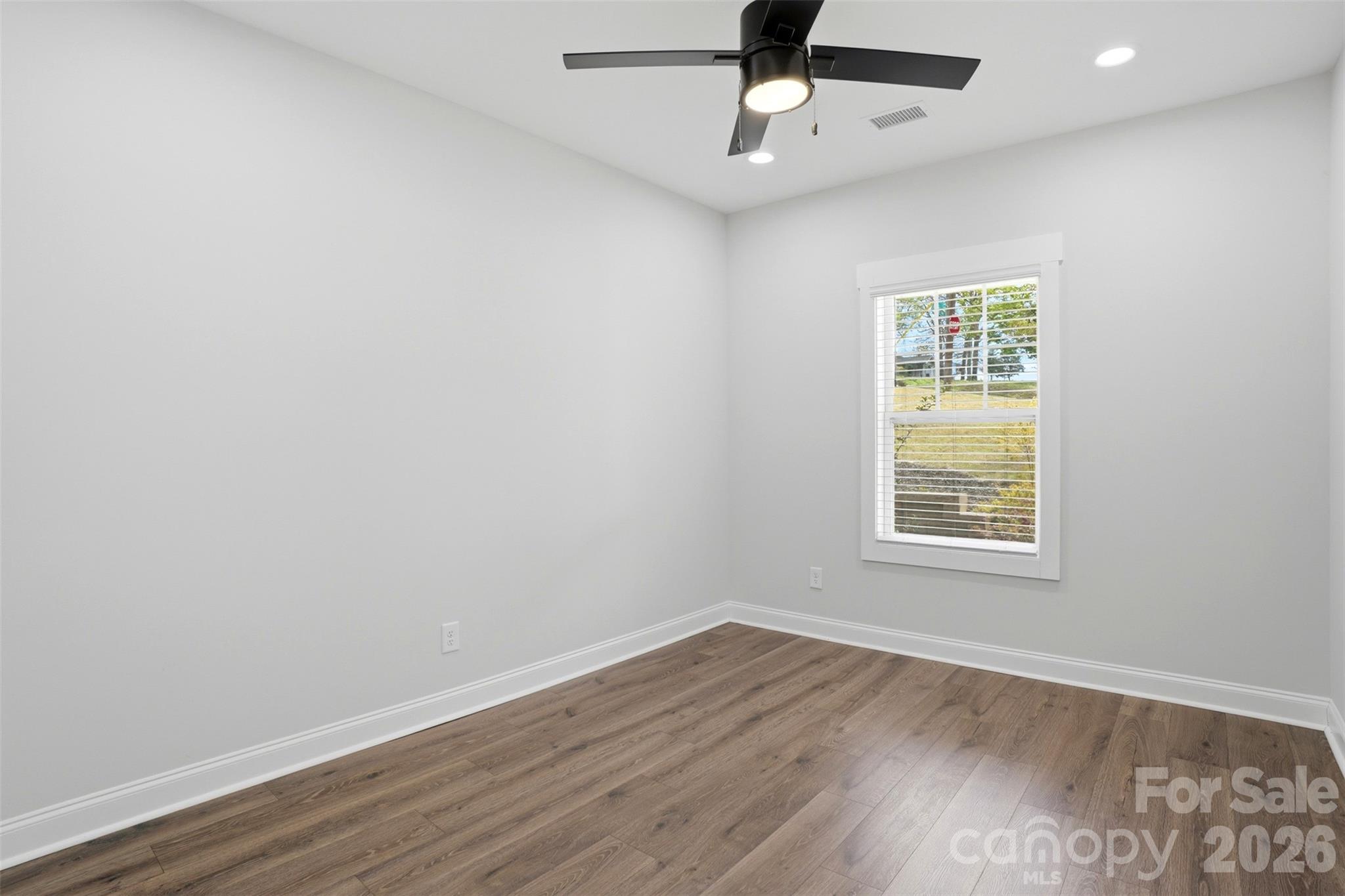 302 Lima Avenue Property Photo 10