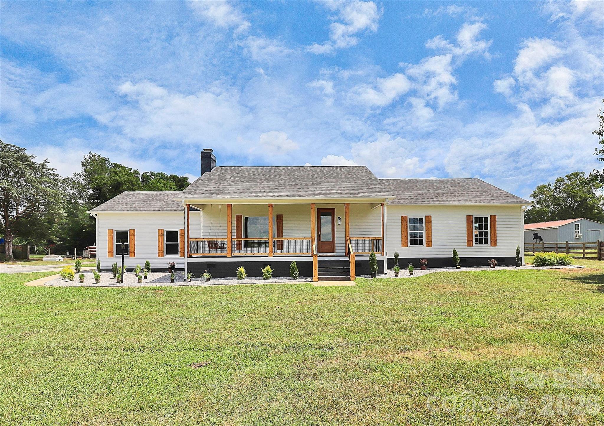 5008 Steele Village Road Property Photo 6