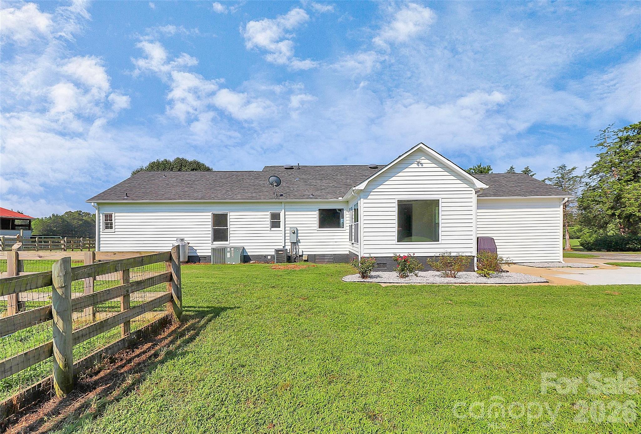 5008 Steele Village Road Property Photo 41