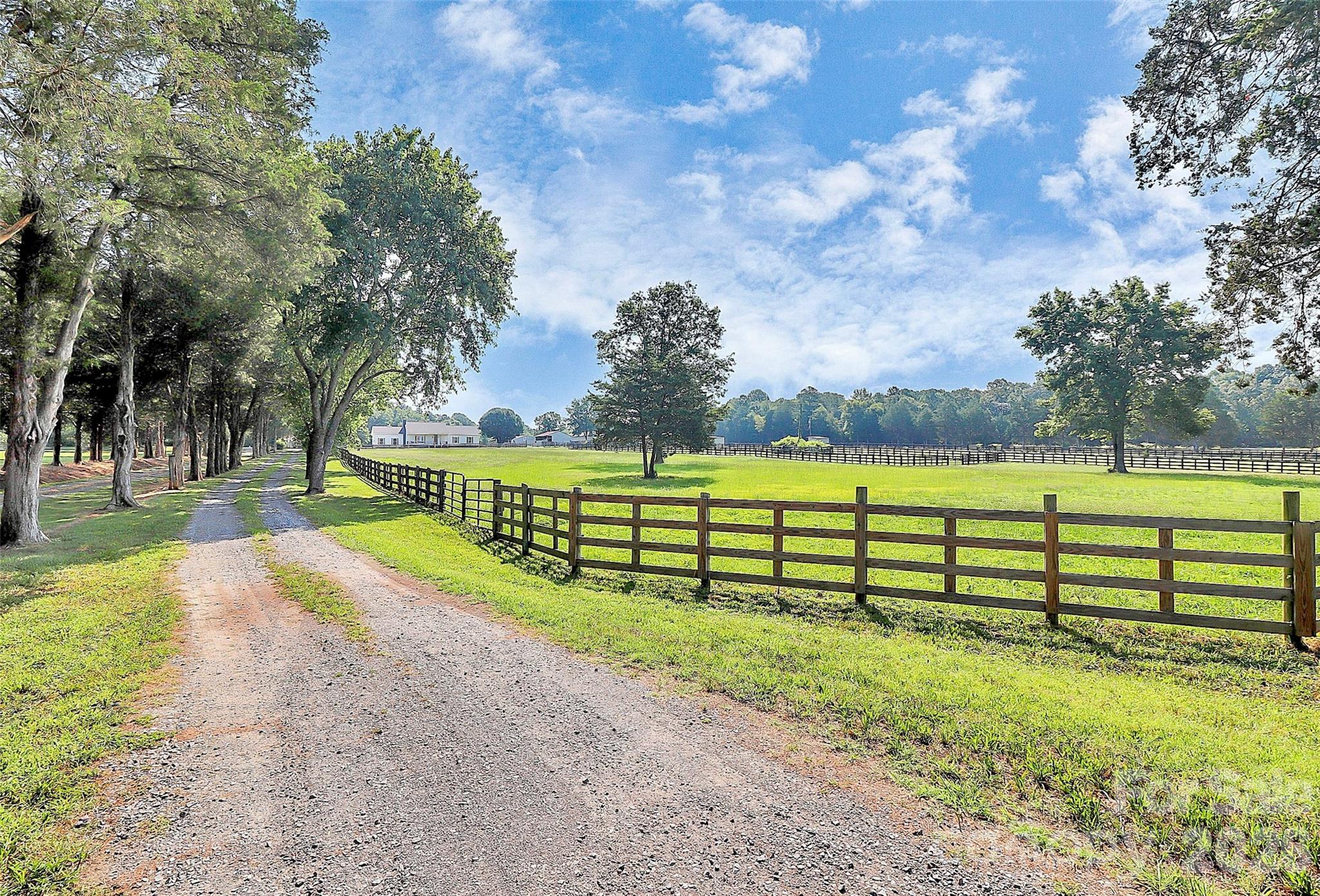5008 Steele Village Road Property Photo 48