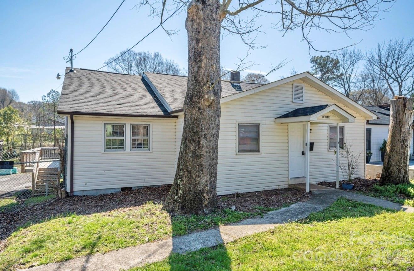 511 Lee Avenue Property Photo 1