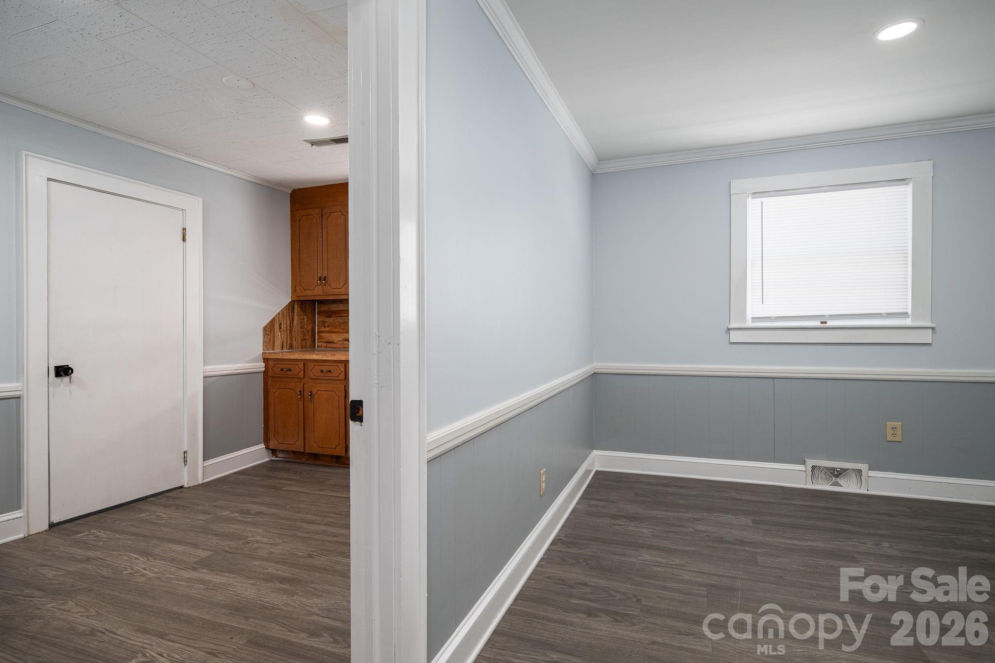 511 Lee Avenue Property Photo 13