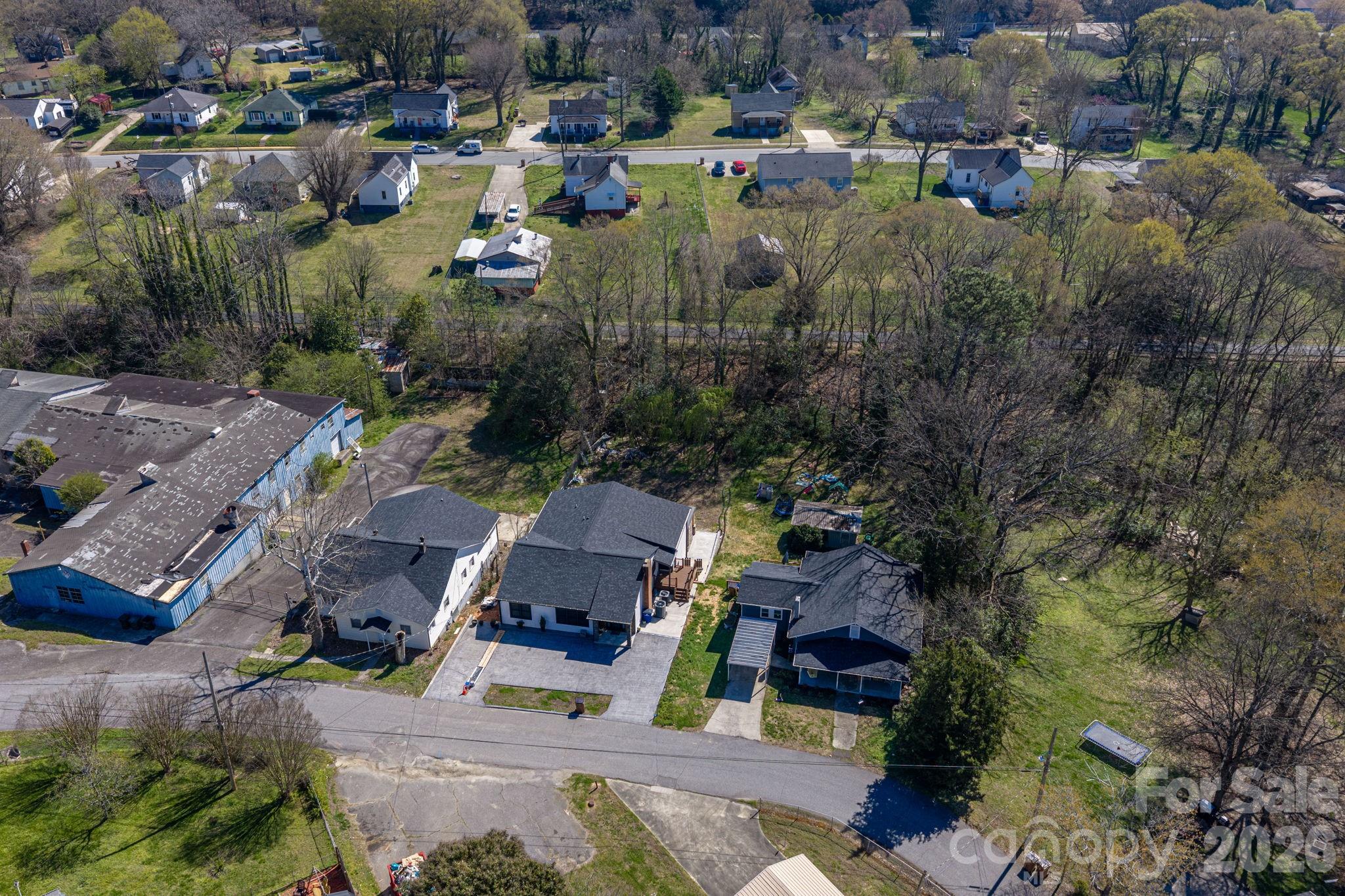 511 Lee Avenue Property Photo 28