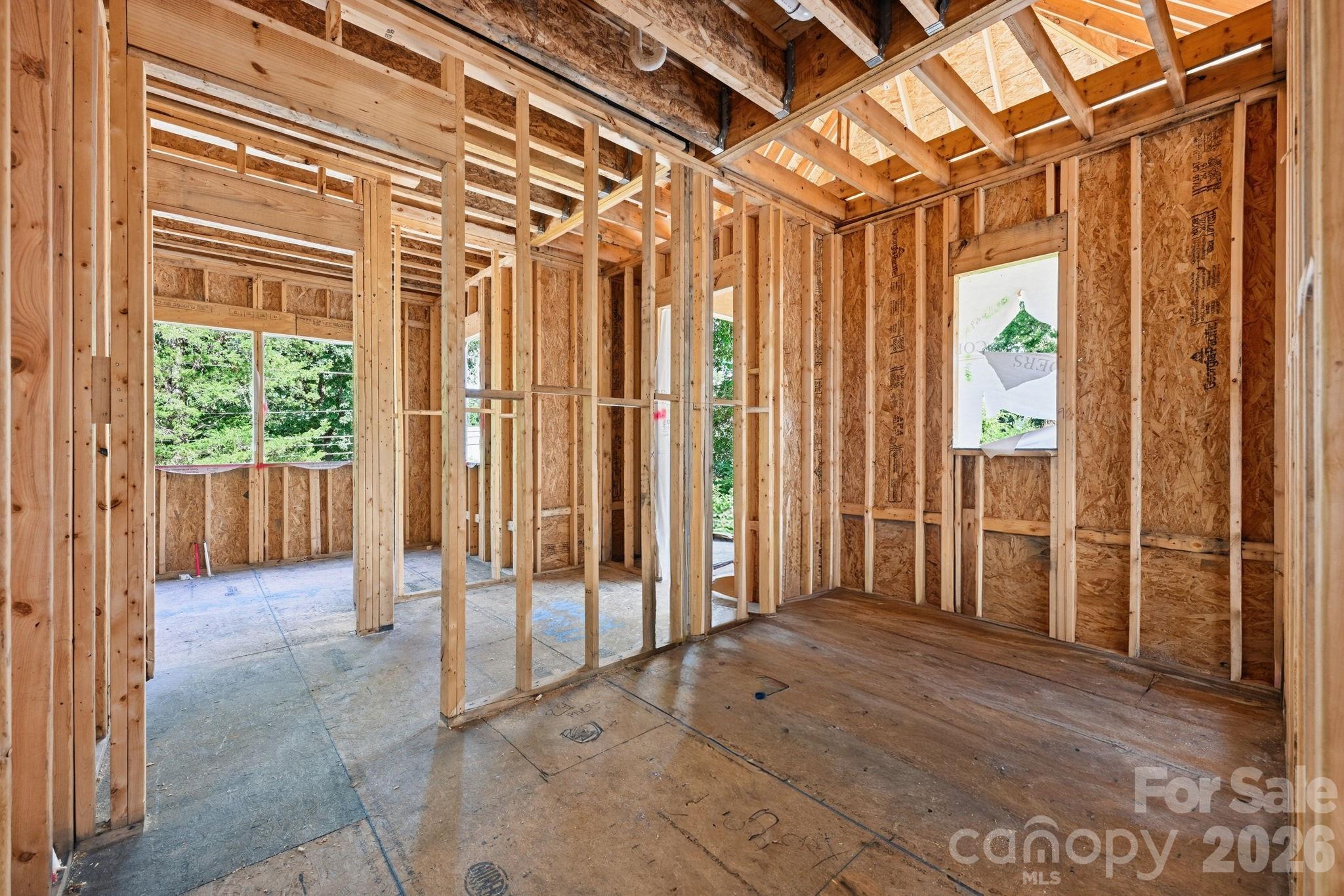 541 Greenway Street Property Photo 8