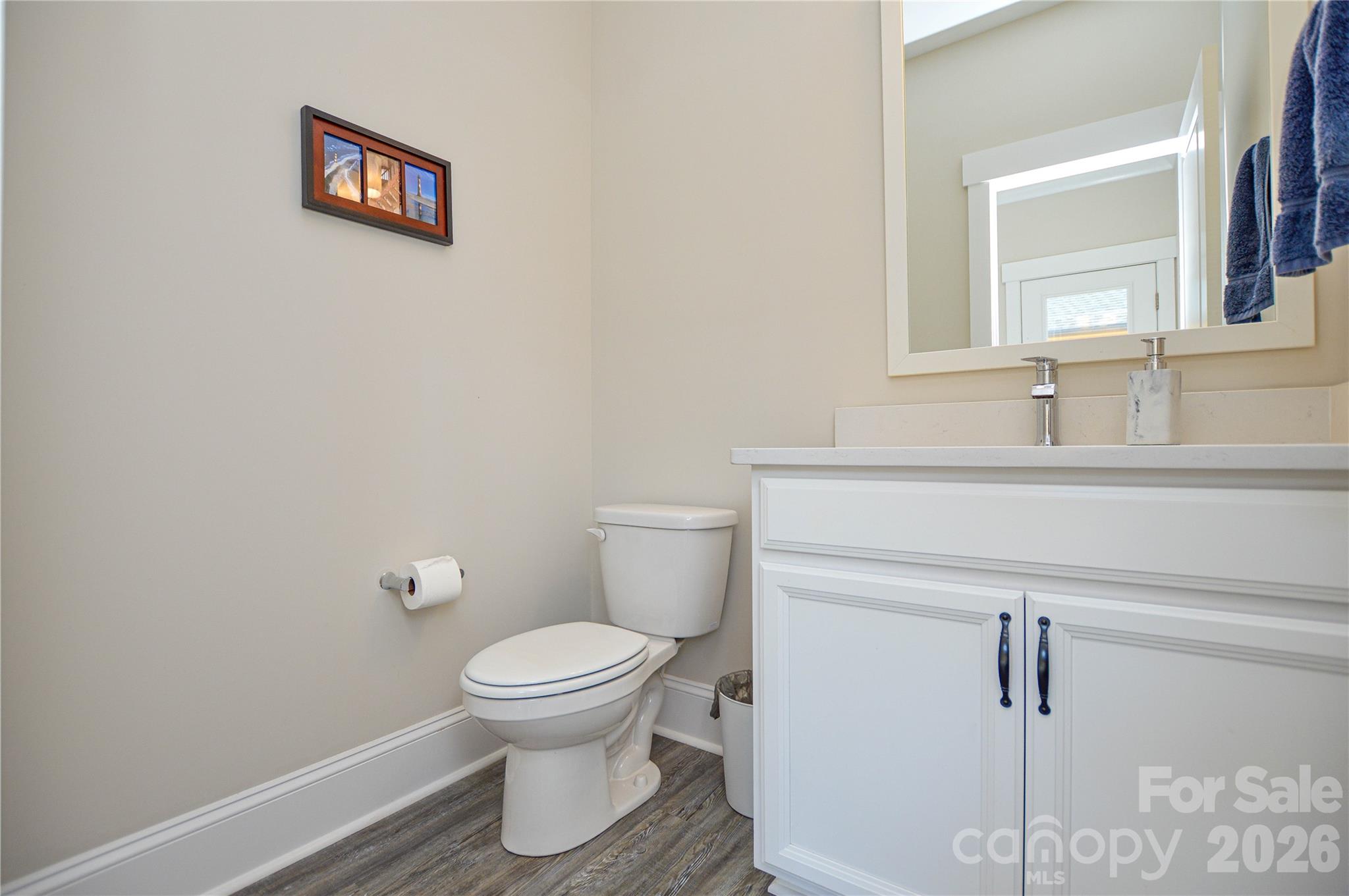 1042 Riverwalk Parkway Property Photo 16