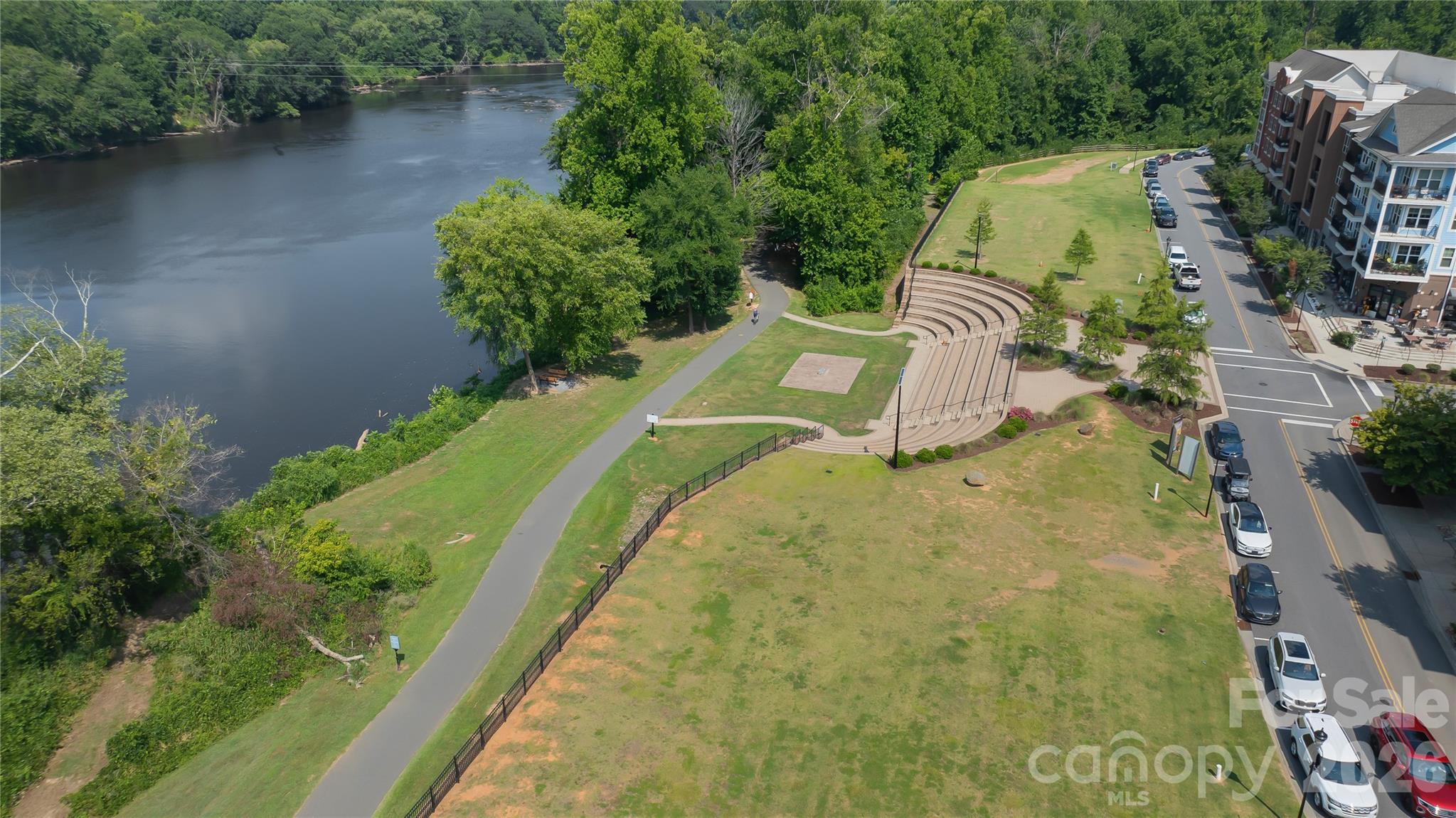 1042 Riverwalk Parkway Property Photo 25