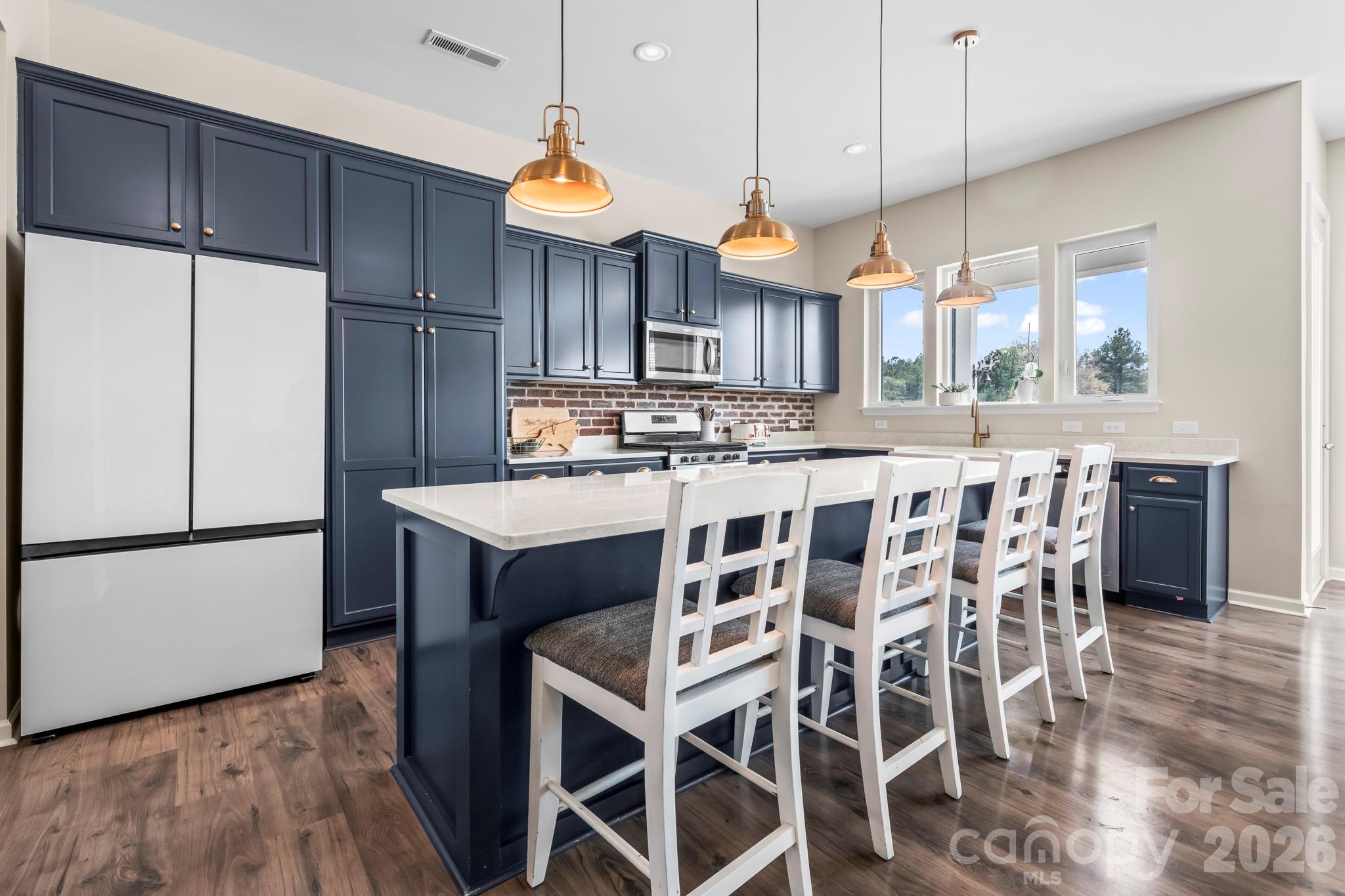 2023 Turnsberry Drive Property Photo 10