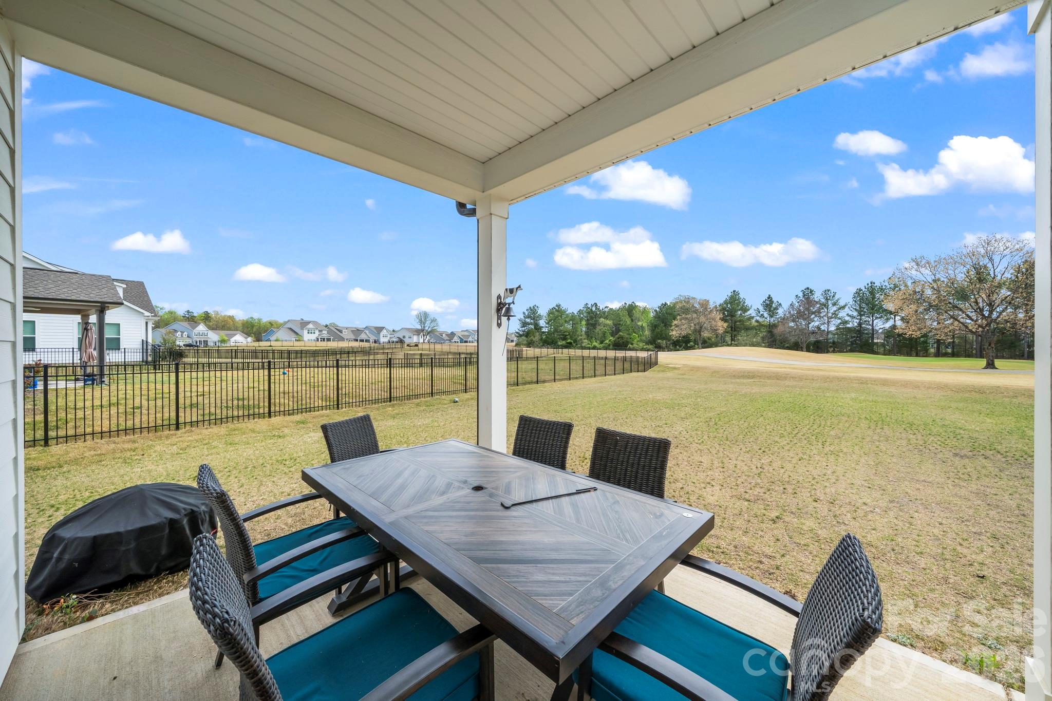 2023 Turnsberry Drive Property Photo 38