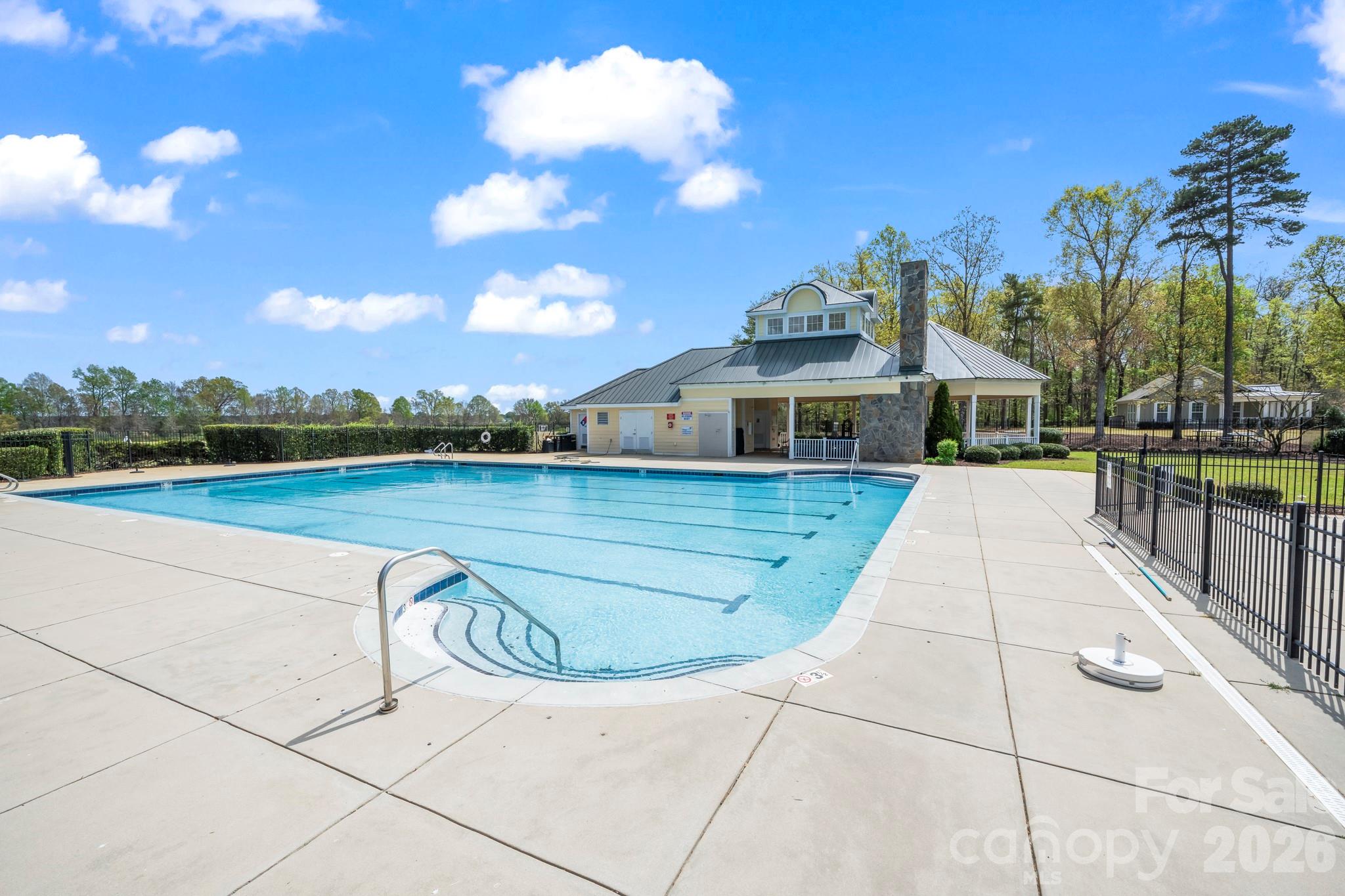 2023 Turnsberry Drive Property Photo 42