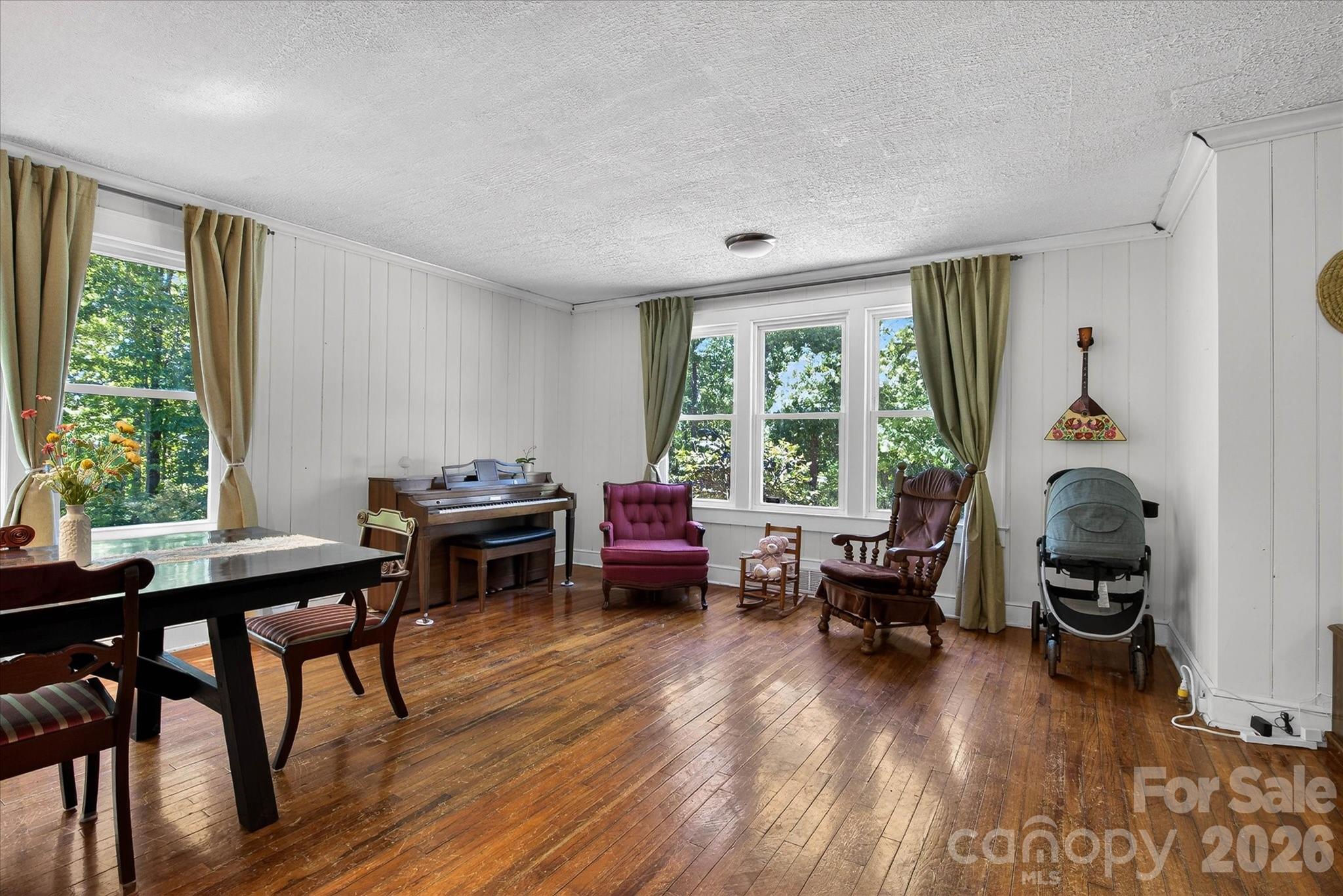 30640 Lockwood Drive Property Photo 12