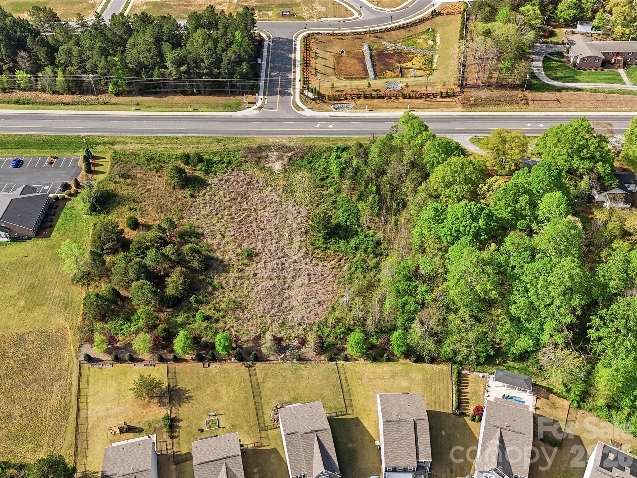 1386 Highway 55 Highway Property Photo 8