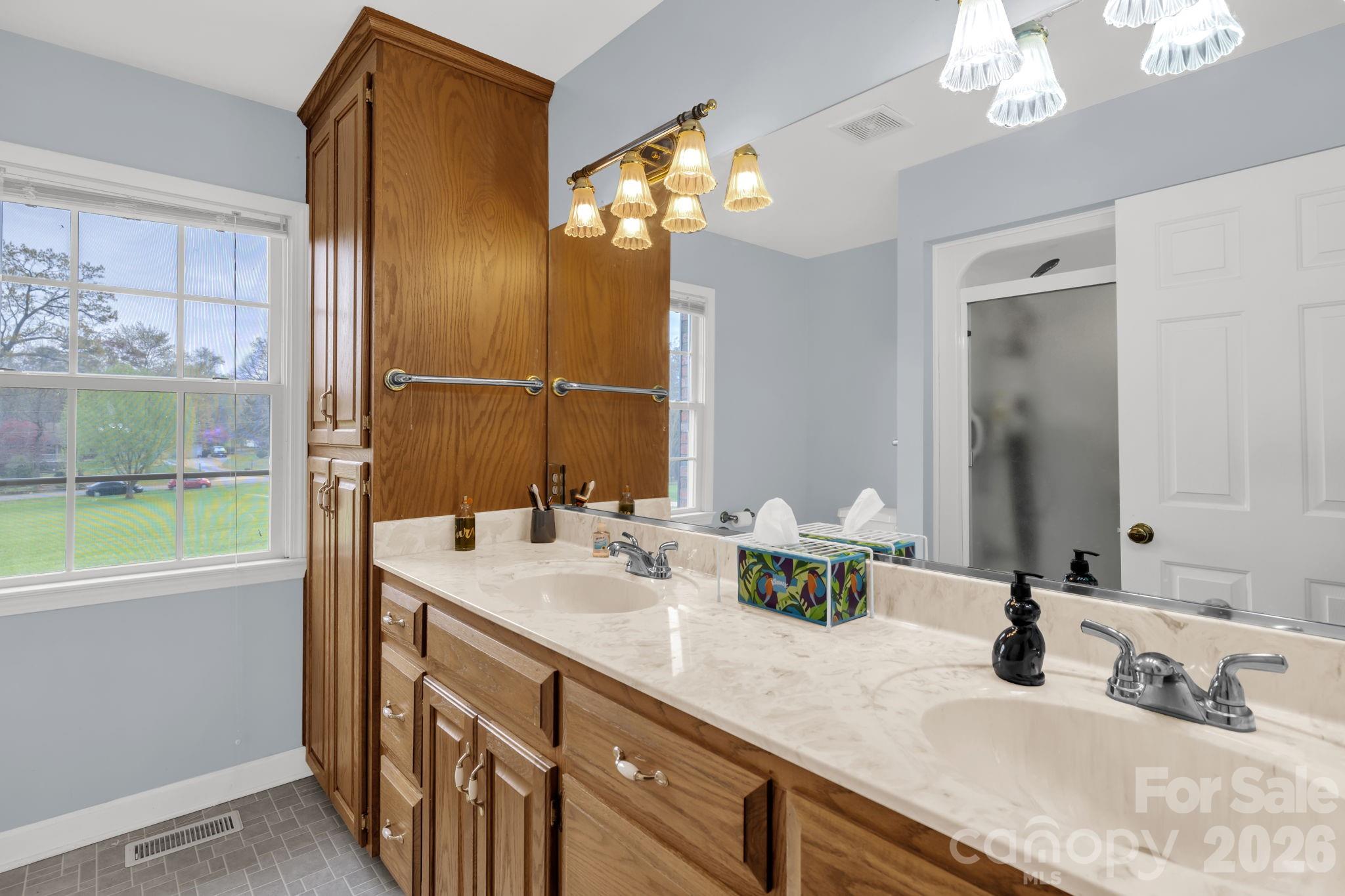 115 Emma Lane Property Photo 20