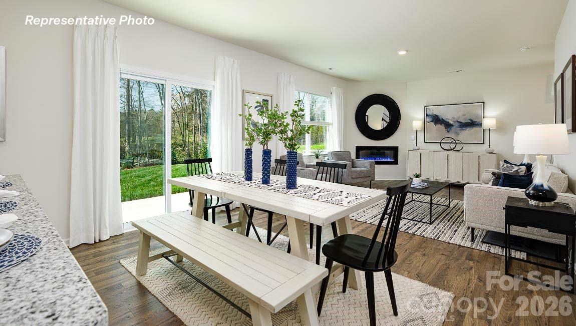 1324 Lily Drive Property Photo 8