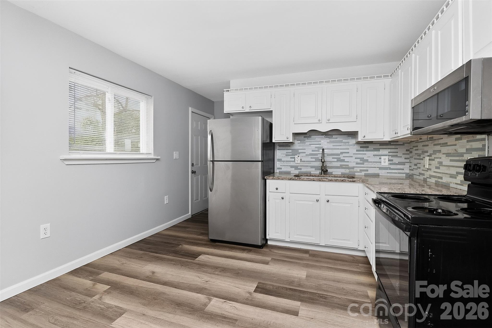 1019 Lewiston Avenue Property Photo 6