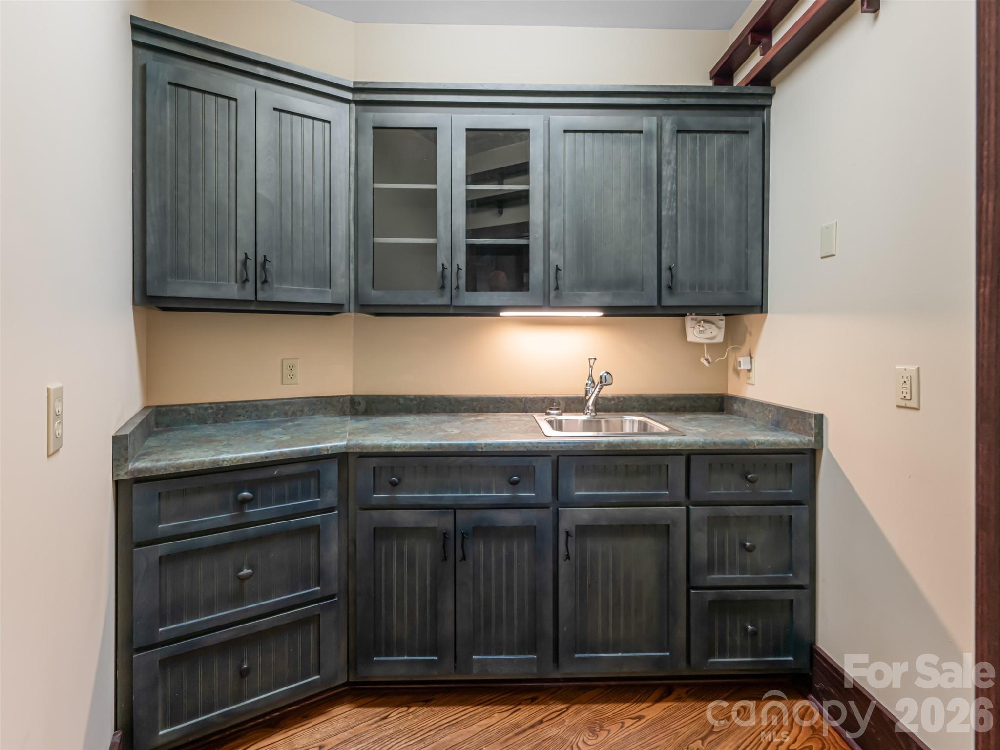 935 Whites Lake Boulevard Property Photo 16