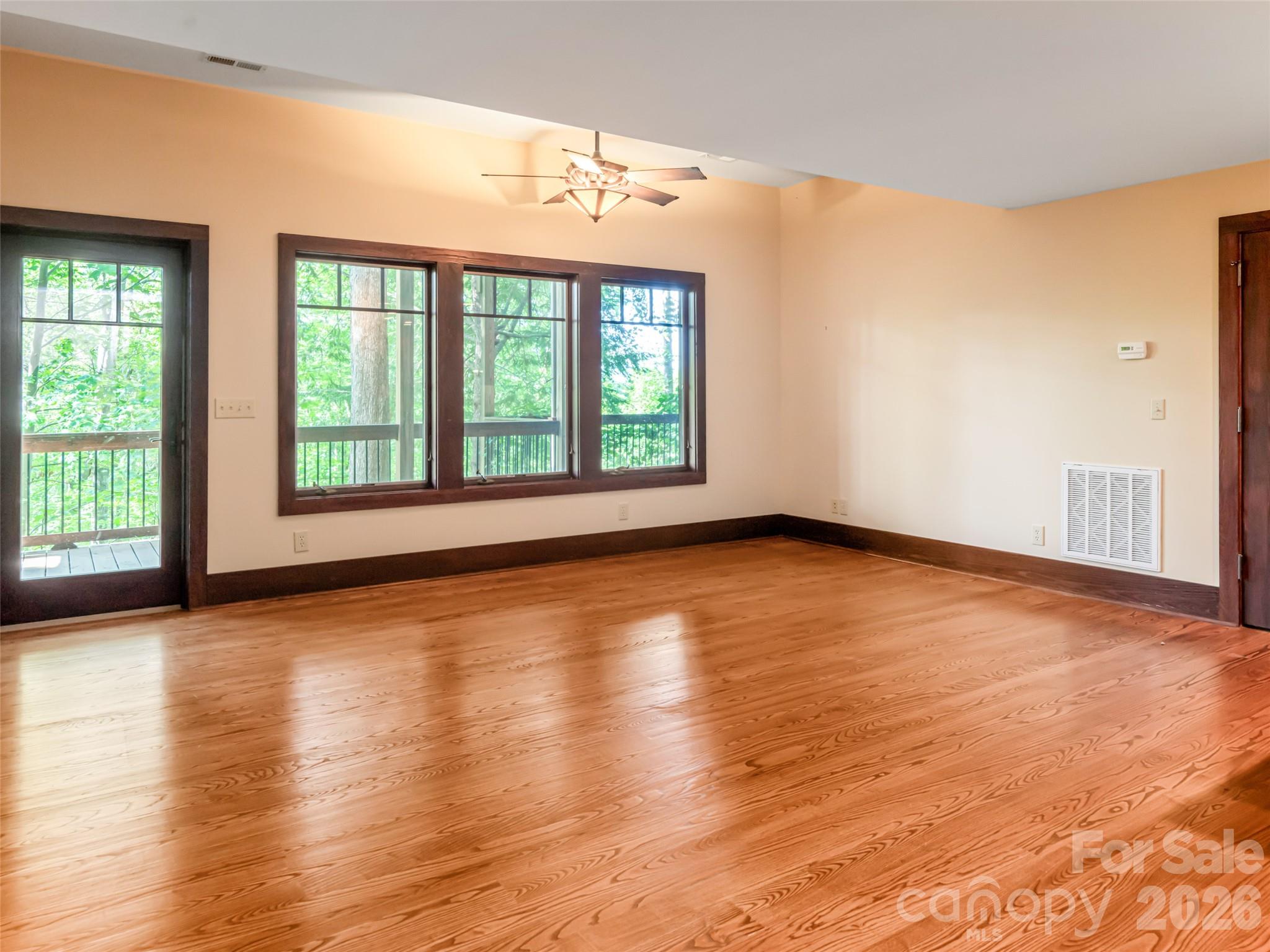 935 Whites Lake Boulevard Property Photo 30