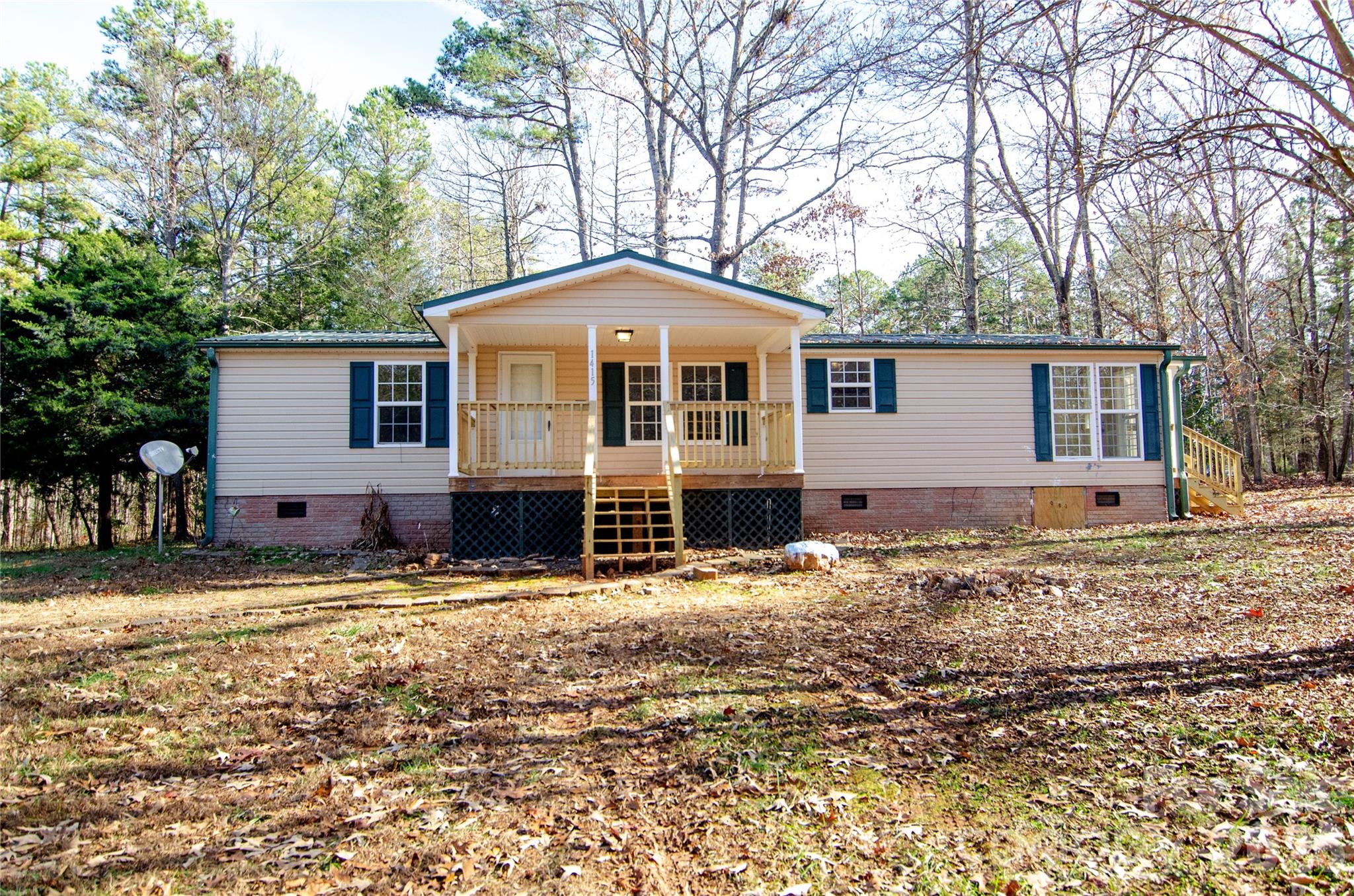 1415 Smith Woods Lane Property Photo 1