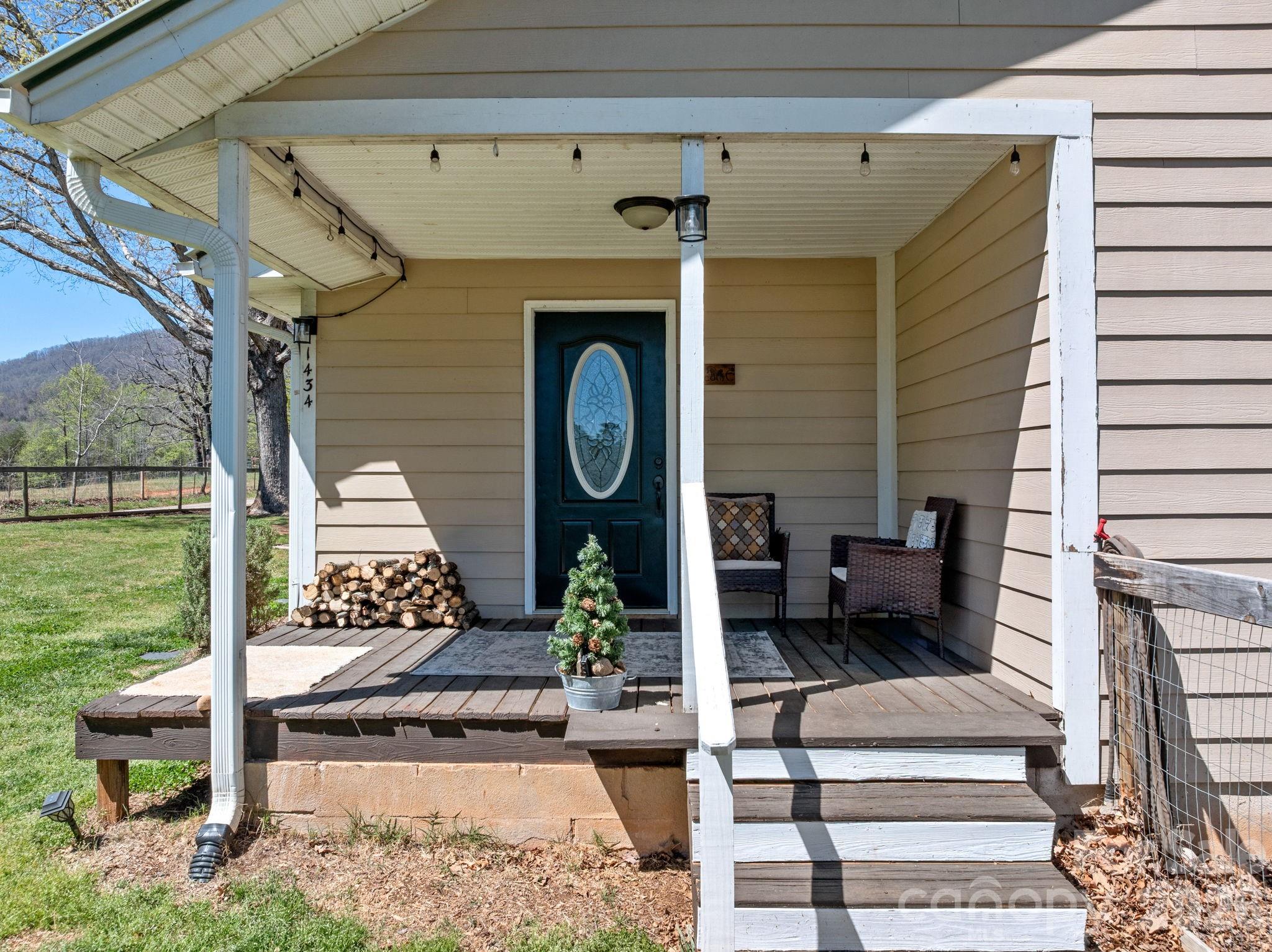 1434 Lake Adger Road Property Photo 1