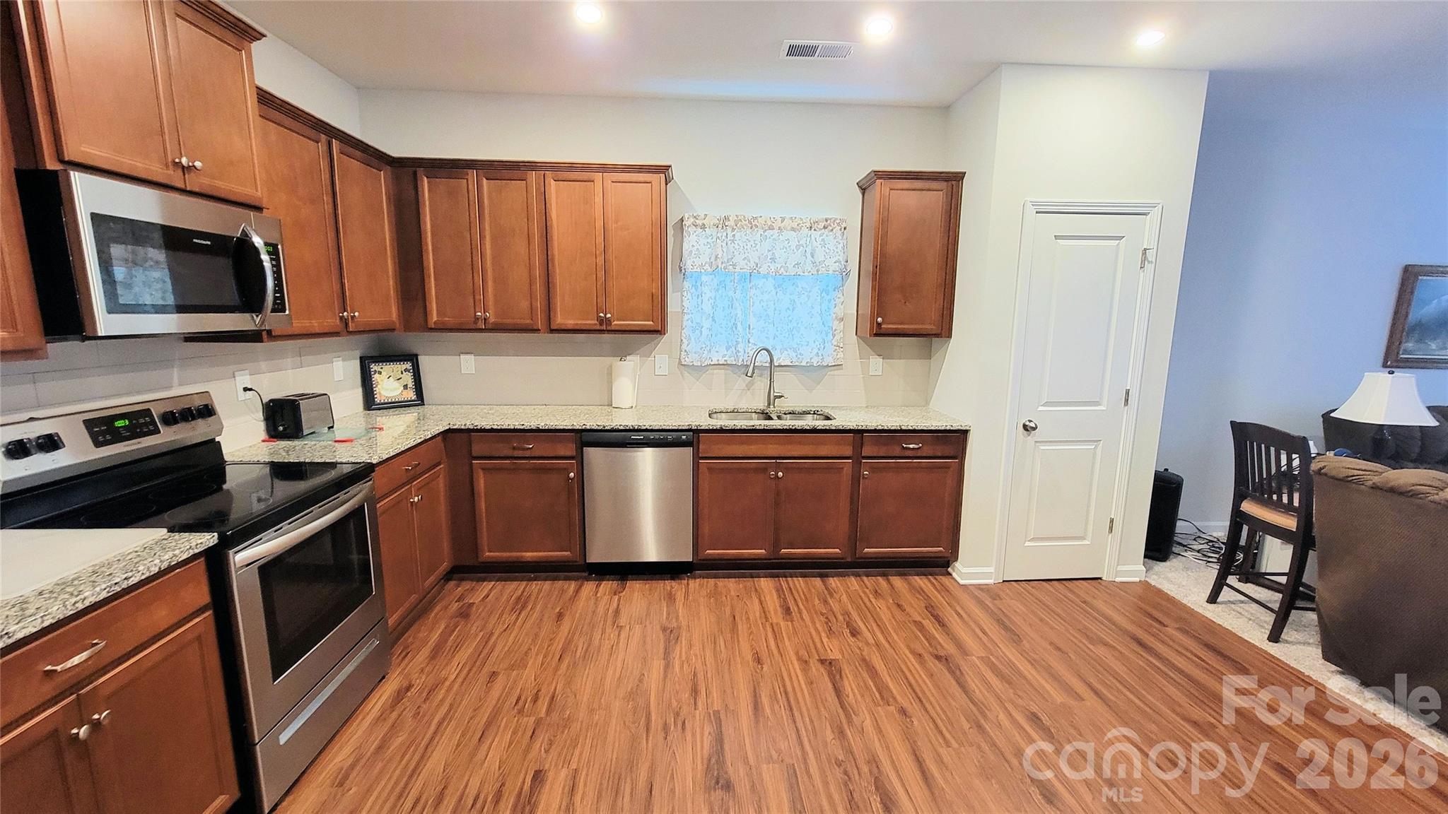 343 Ox Bow Circle Property Photo 8