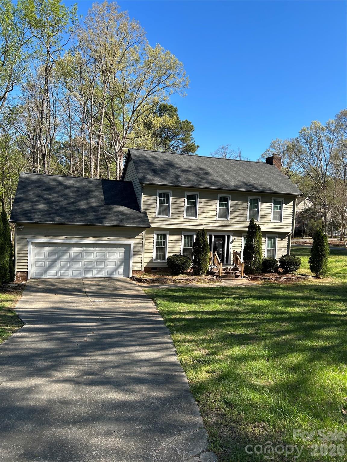 16333 Peach Grove Lane Property Photo 1