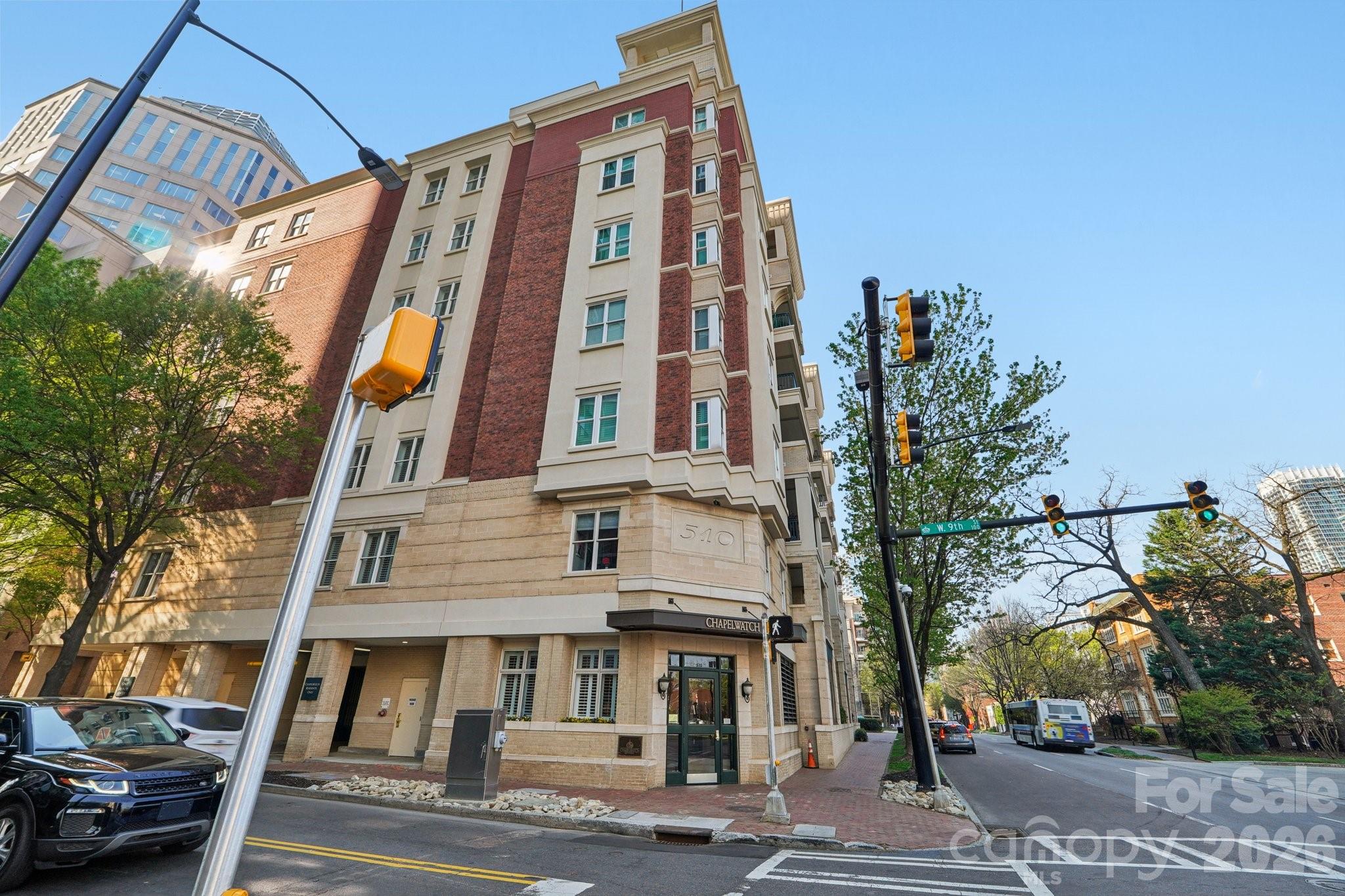 526 N Church Street Property Photo 2
