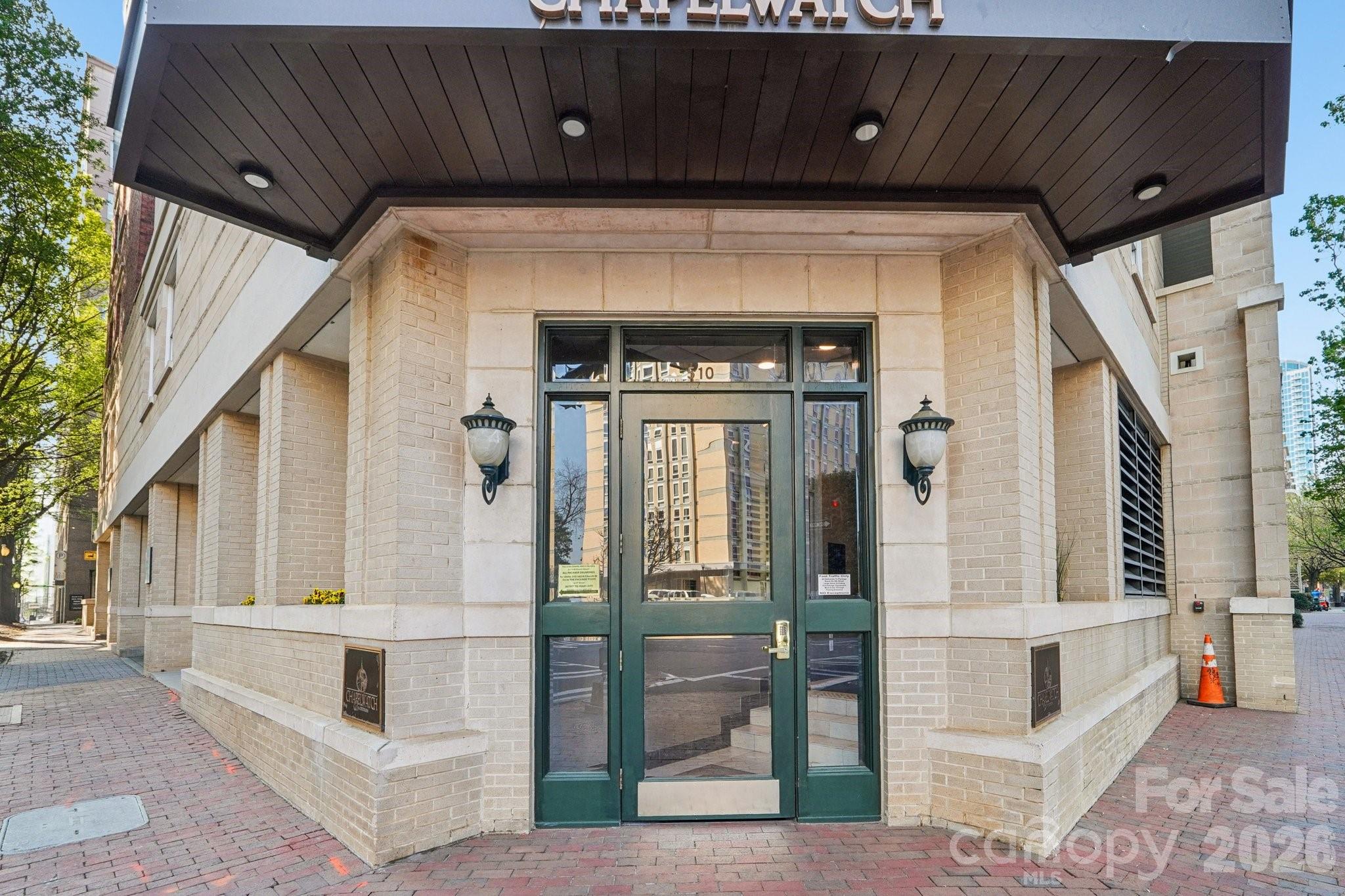 526 N Church Street Property Photo 3