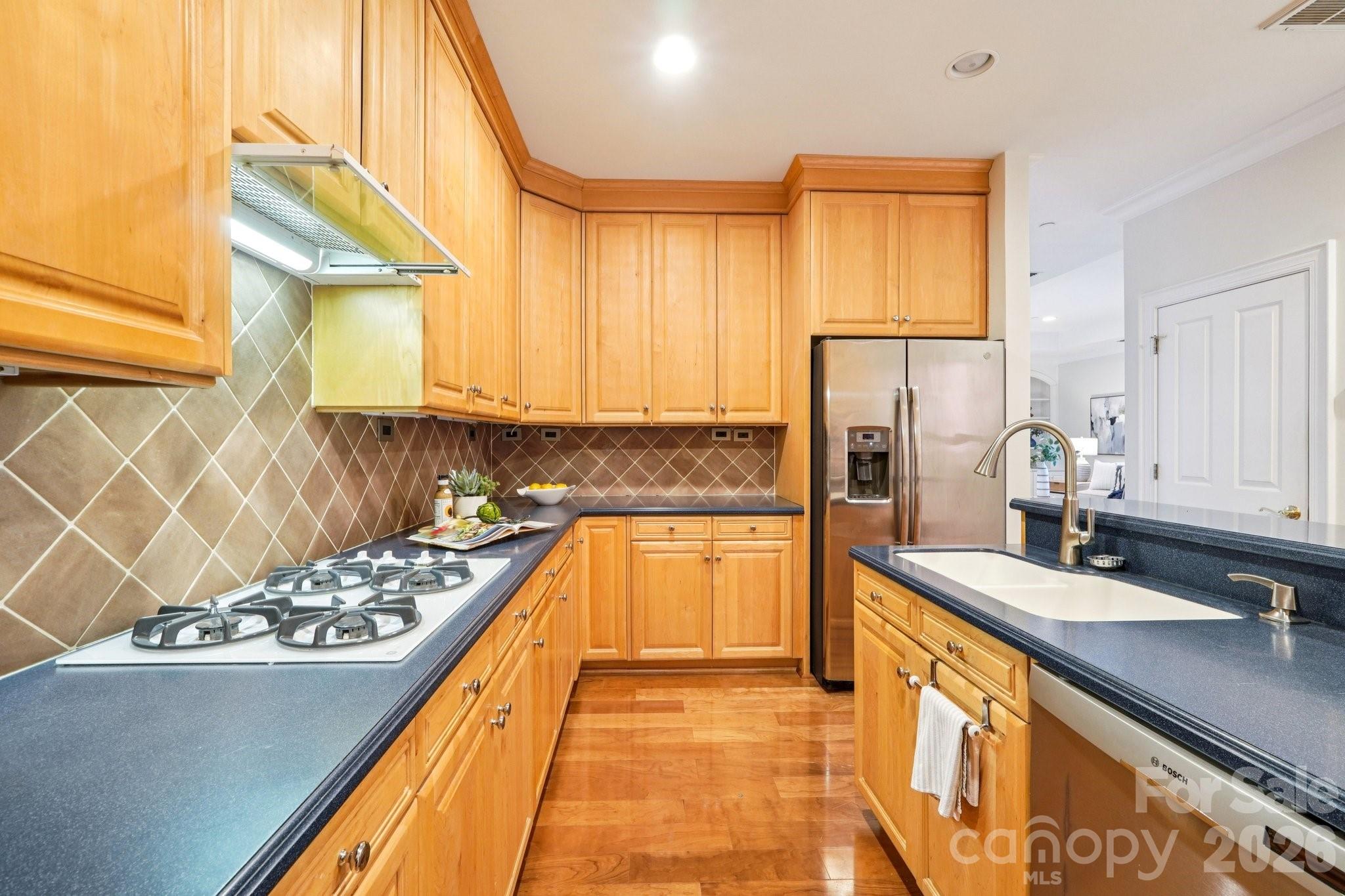 526 N Church Street Property Photo 18