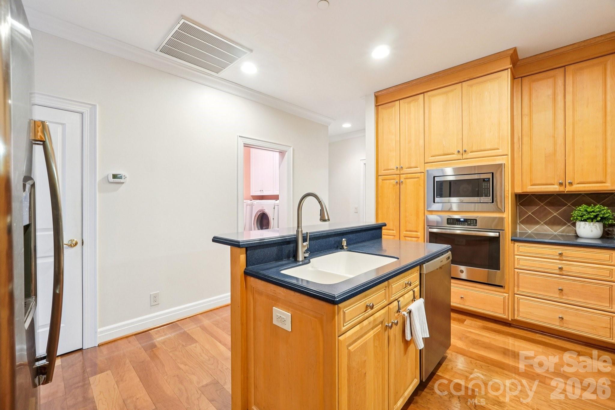 526 N Church Street Property Photo 19