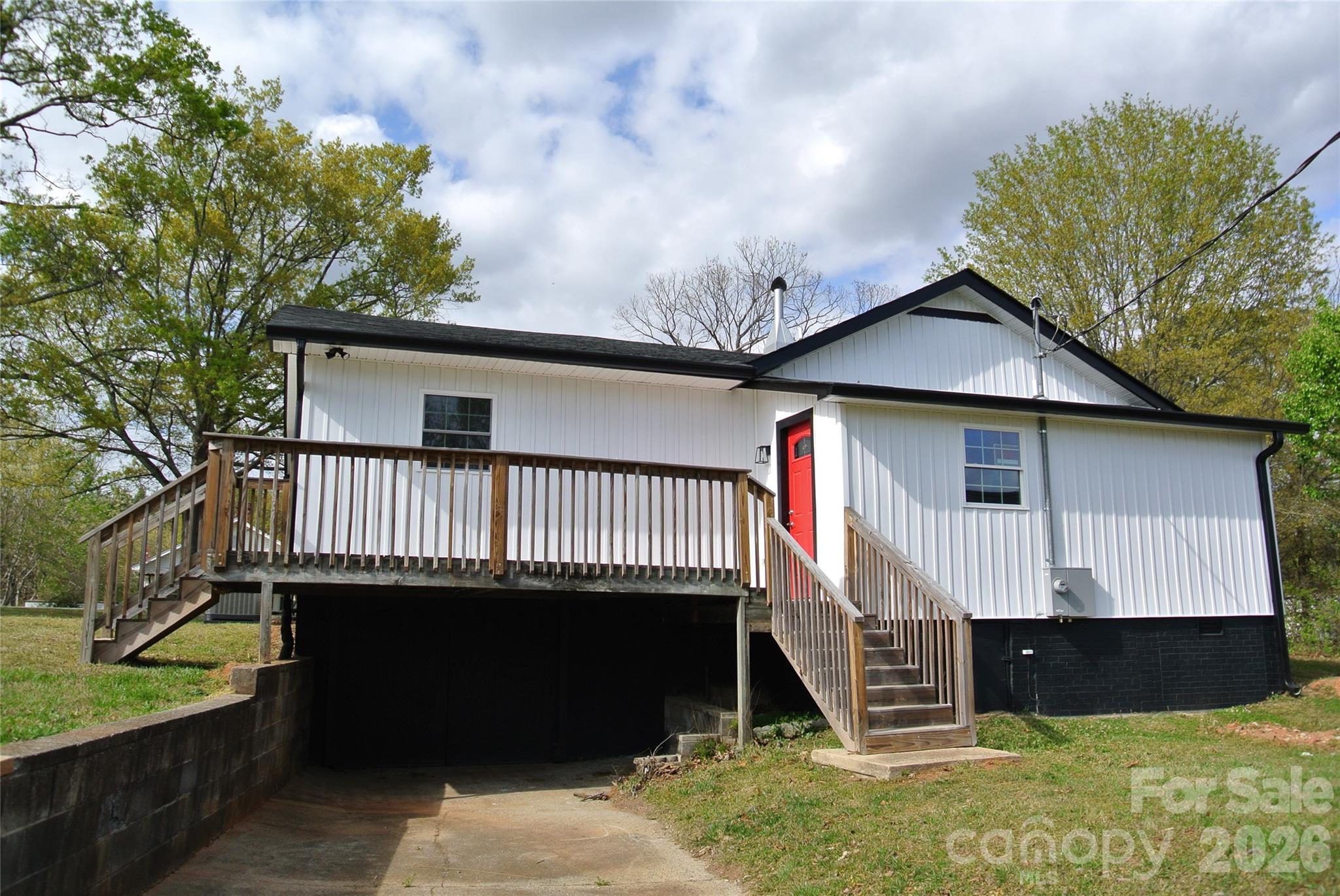 123 Moore Road Property Photo 14