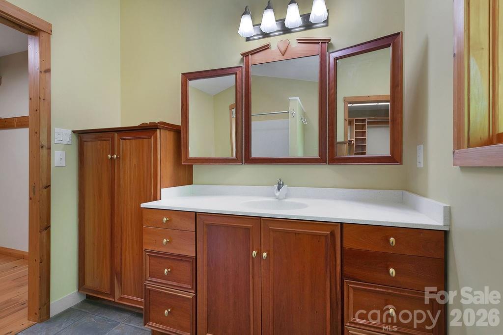 40 Walnut Ridge Circle Property Photo 25