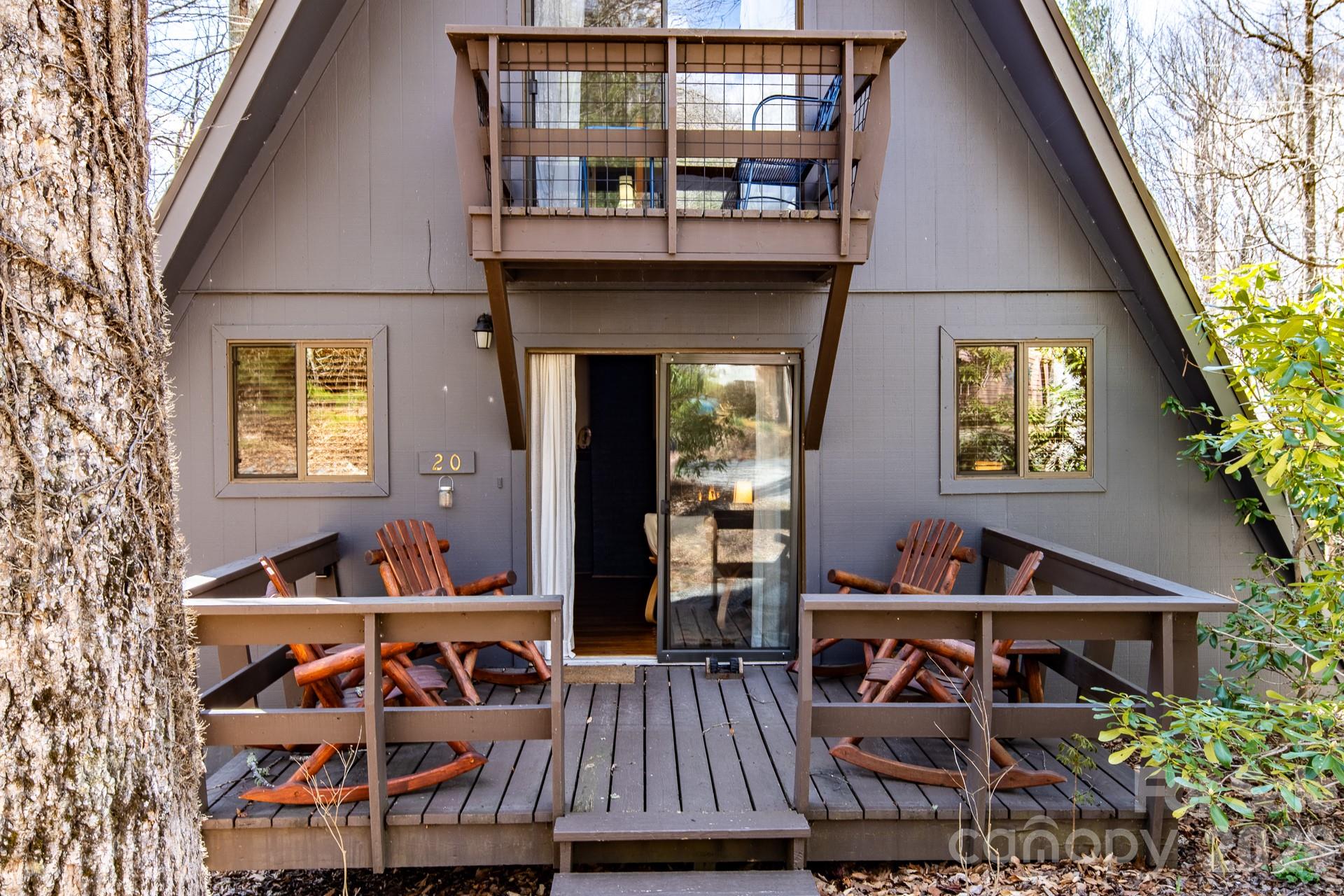 20 Lady Slipper Loop Property Photo 3