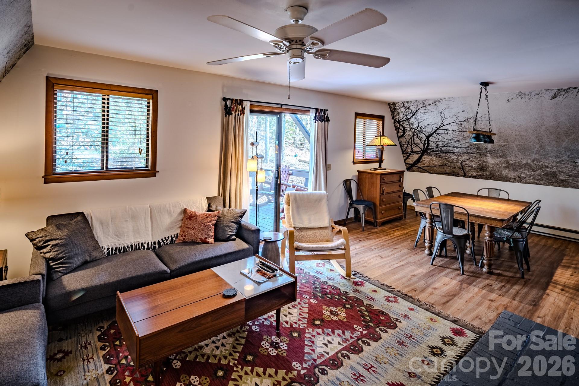 20 Lady Slipper Loop Property Photo 4
