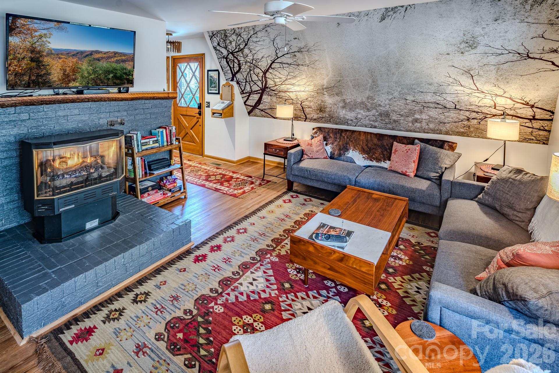 20 Lady Slipper Loop Property Photo 8