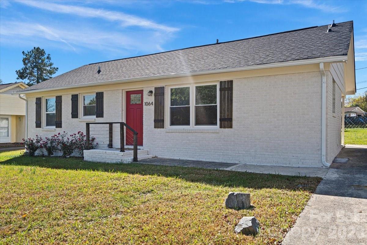 1064 Winchester Drive Property Photo 3