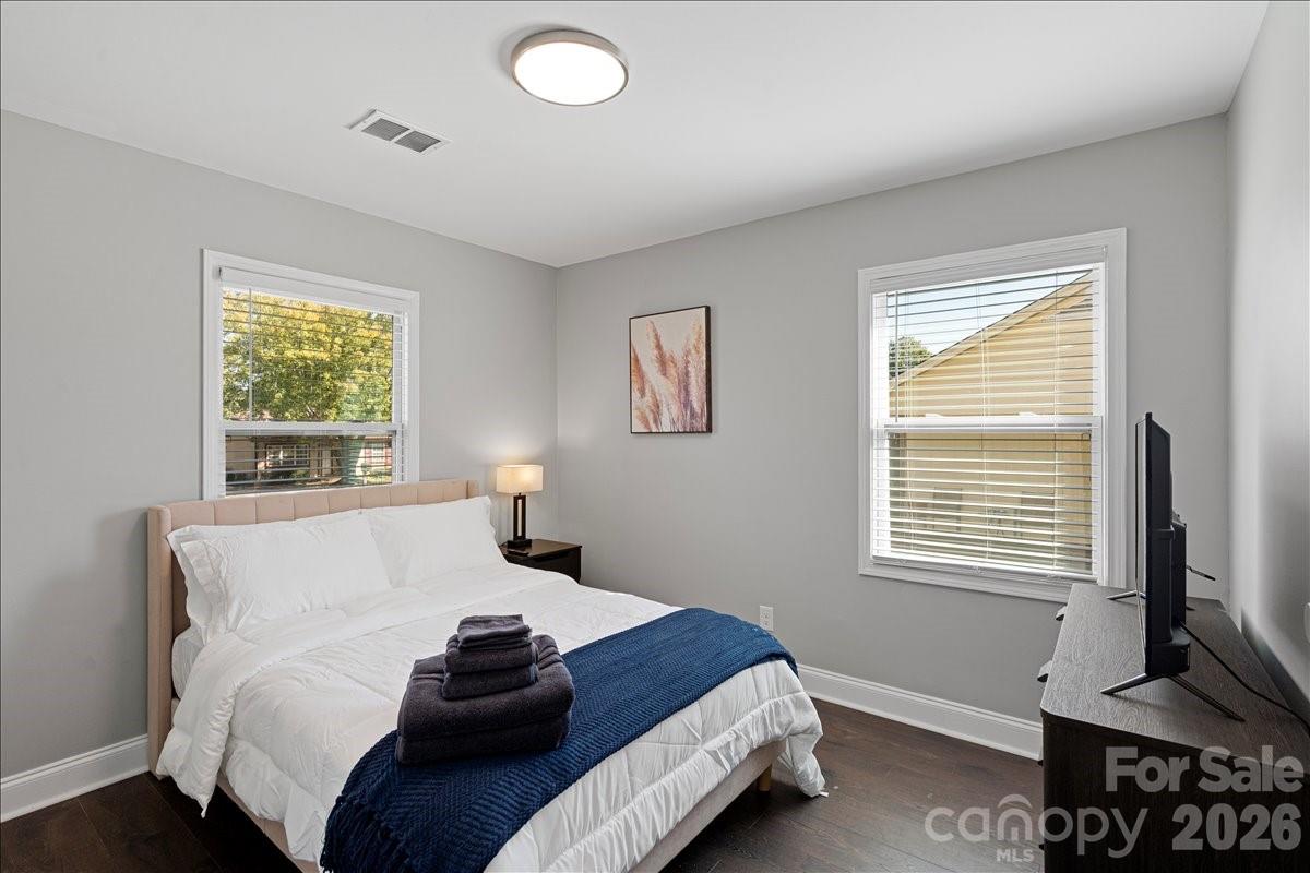 1064 Winchester Drive Property Photo 15