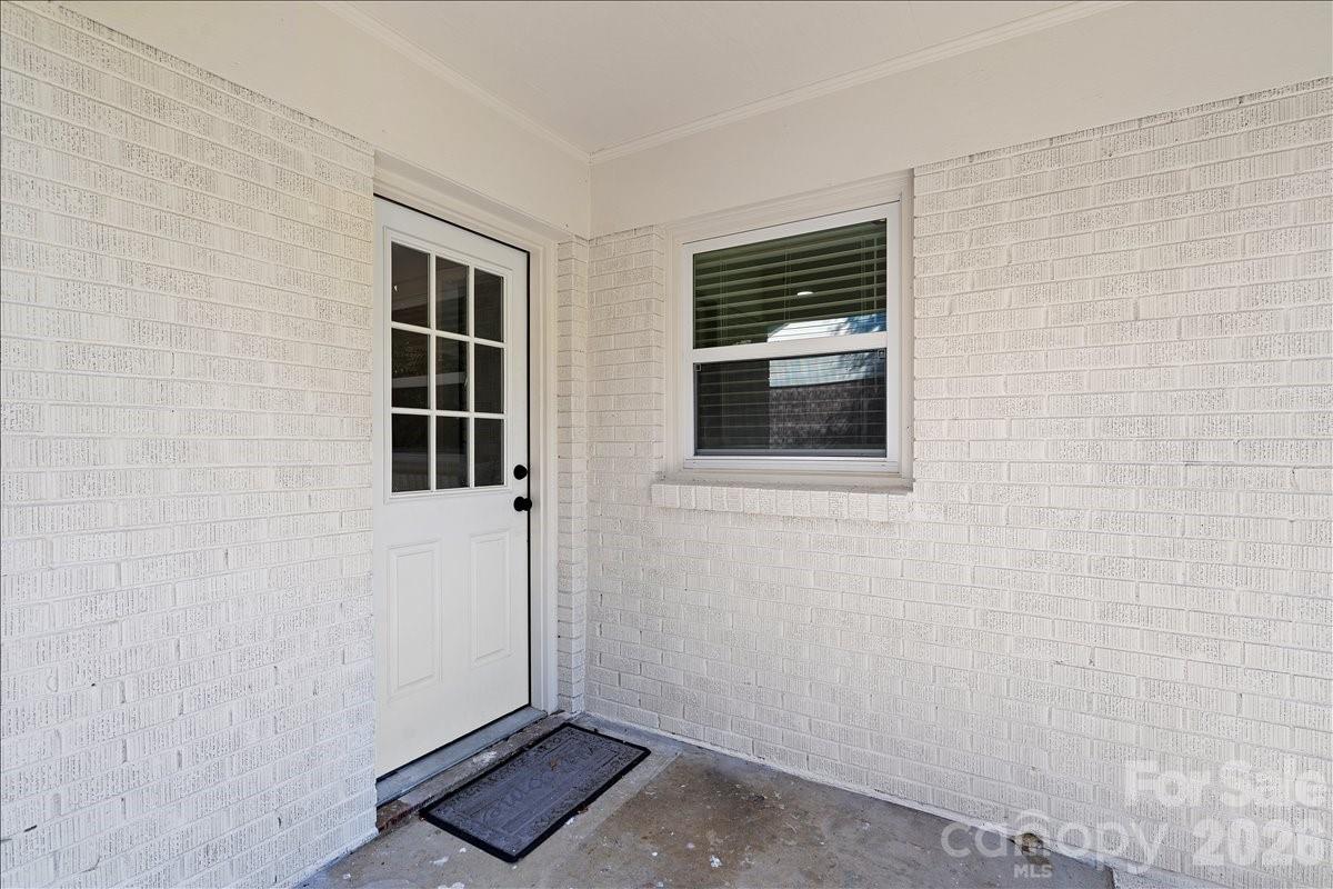 1064 Winchester Drive Property Photo 24