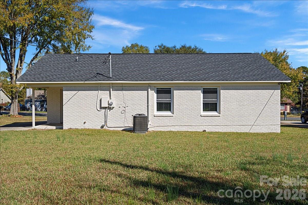 1064 Winchester Drive Property Photo 25