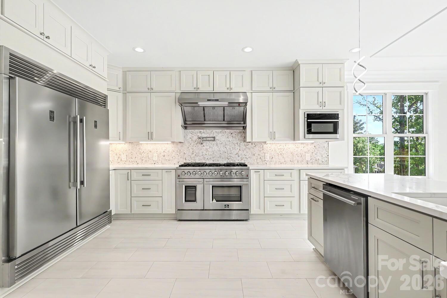 4304 Tangle Drive Property Photo 10