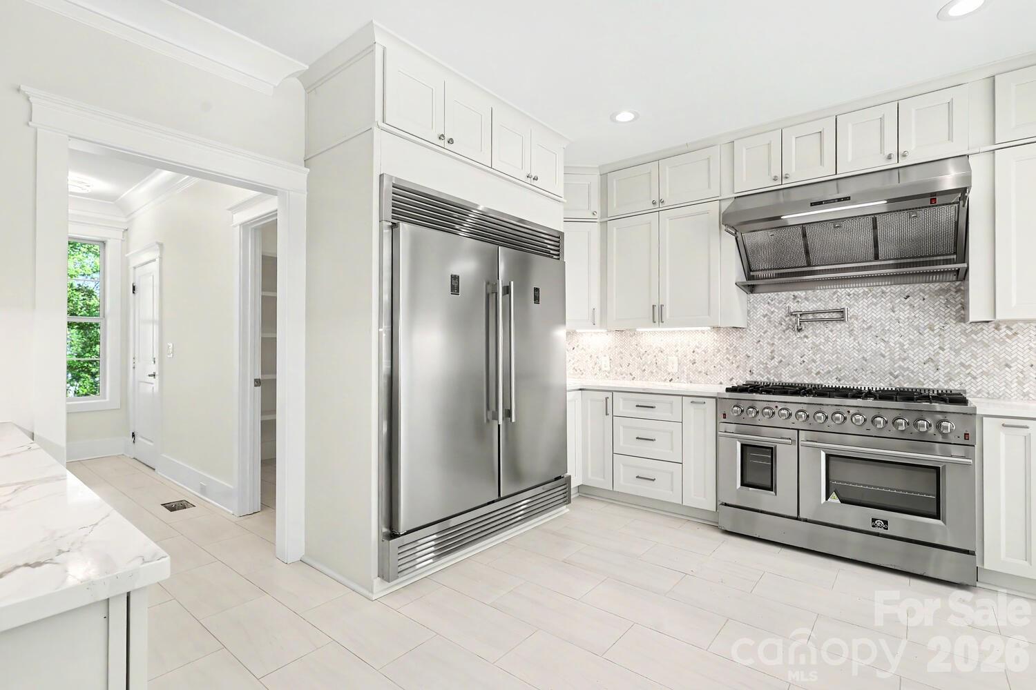 4304 Tangle Drive Property Photo 11