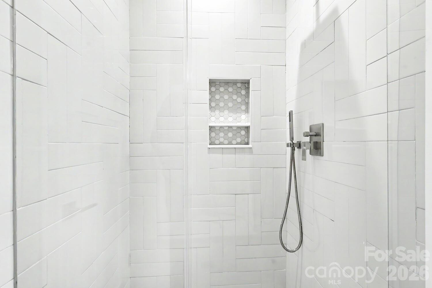 4304 Tangle Drive Property Photo 25