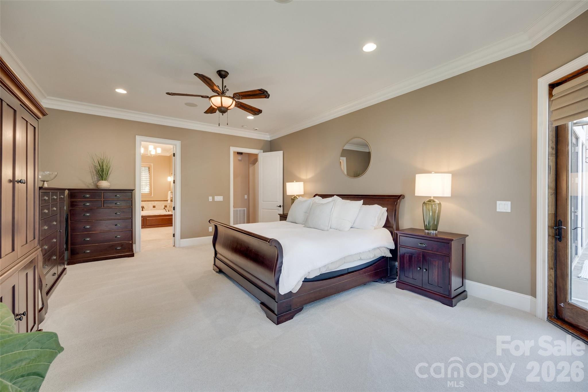 9198 Fair Oak Drive Property Photo 18