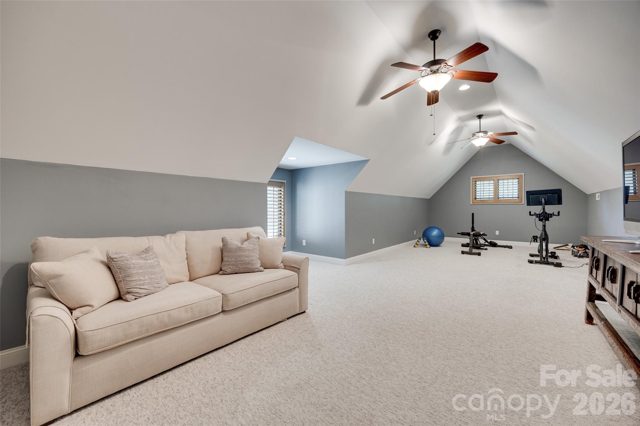 9198 Fair Oak Drive Property Photo 28