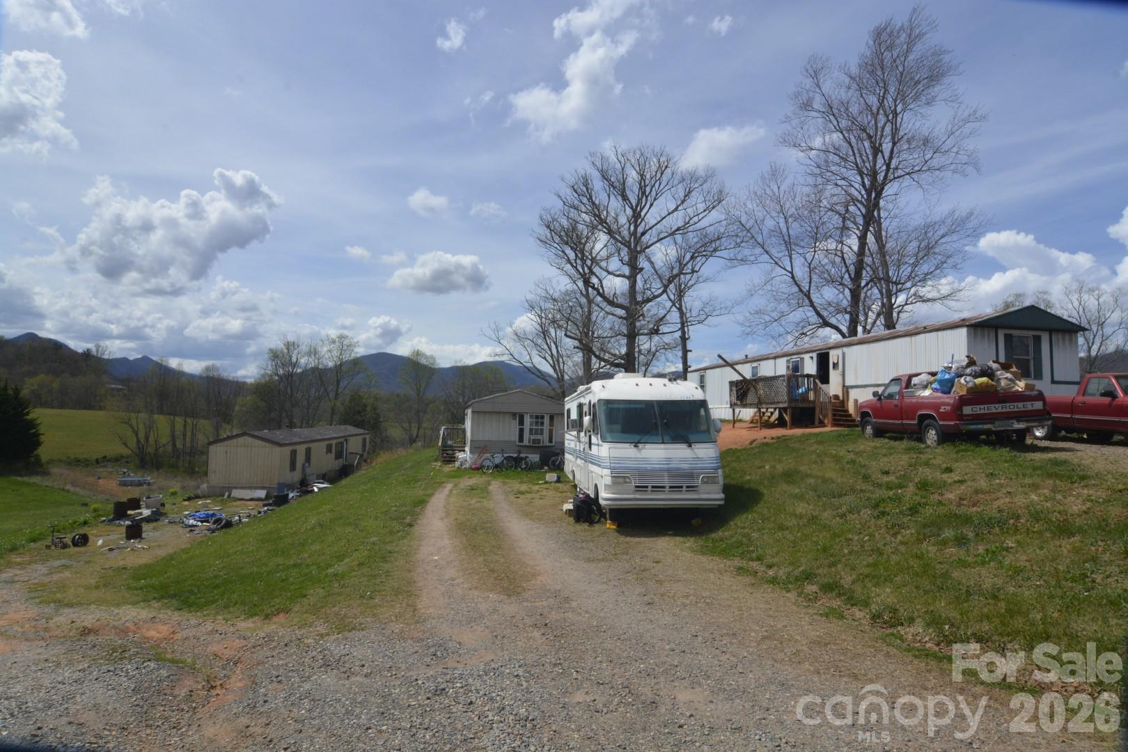 537 Old Newfound Road Property Photo 5