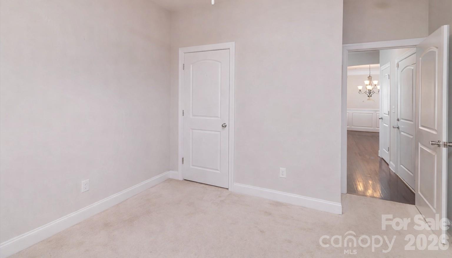 318 Willow Tree Drive Property Photo 15